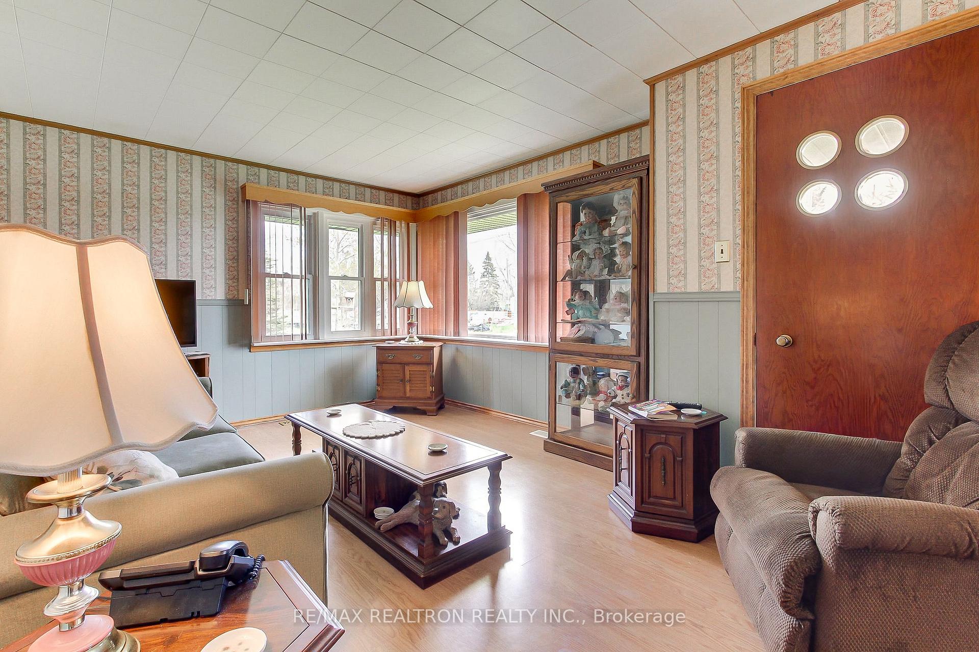 Photo 12 of 24342 Highway 48, Georgina, Baldwin — HOMEH