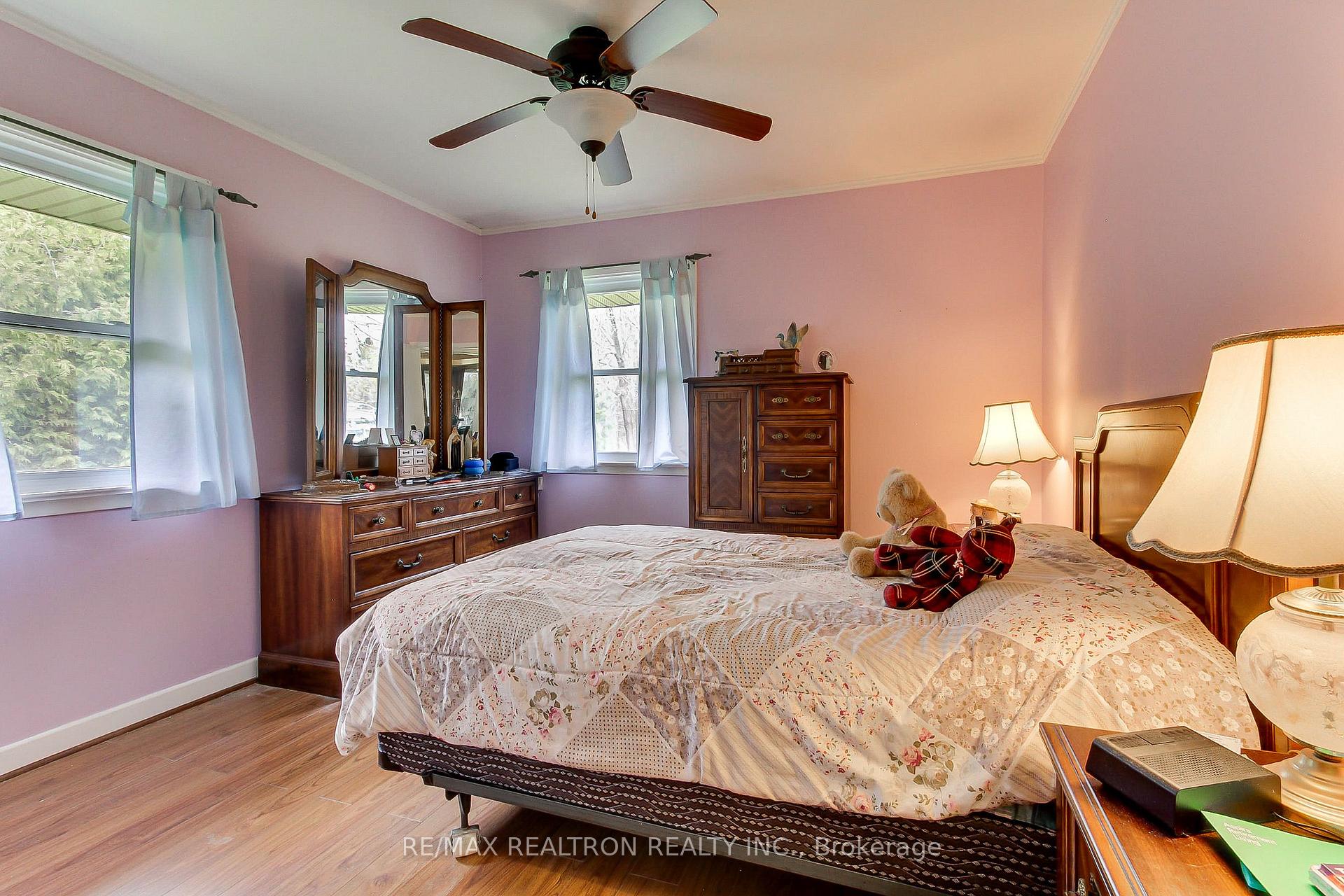Photo 15 of 24342 Highway 48, Georgina, Baldwin — HOMEH