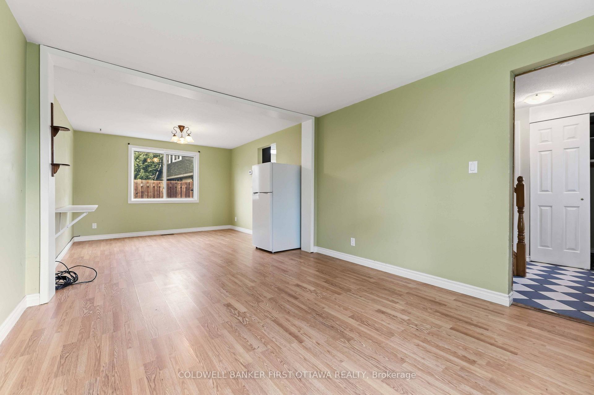 Photo 7 of Unit 73, 1532 Beaverpond Drive, Ottawa, Pineview — HOMEH