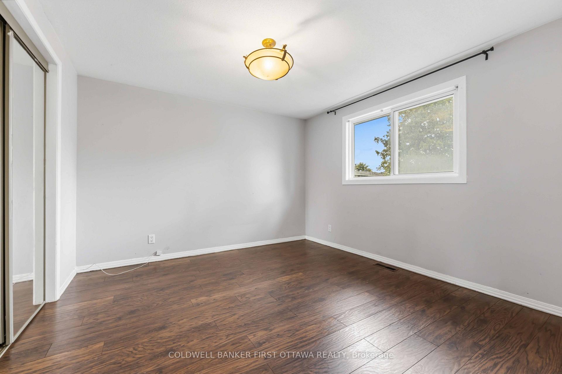 Photo 17 of Unit 73, 1532 Beaverpond Drive, Ottawa, Pineview — HOMEH