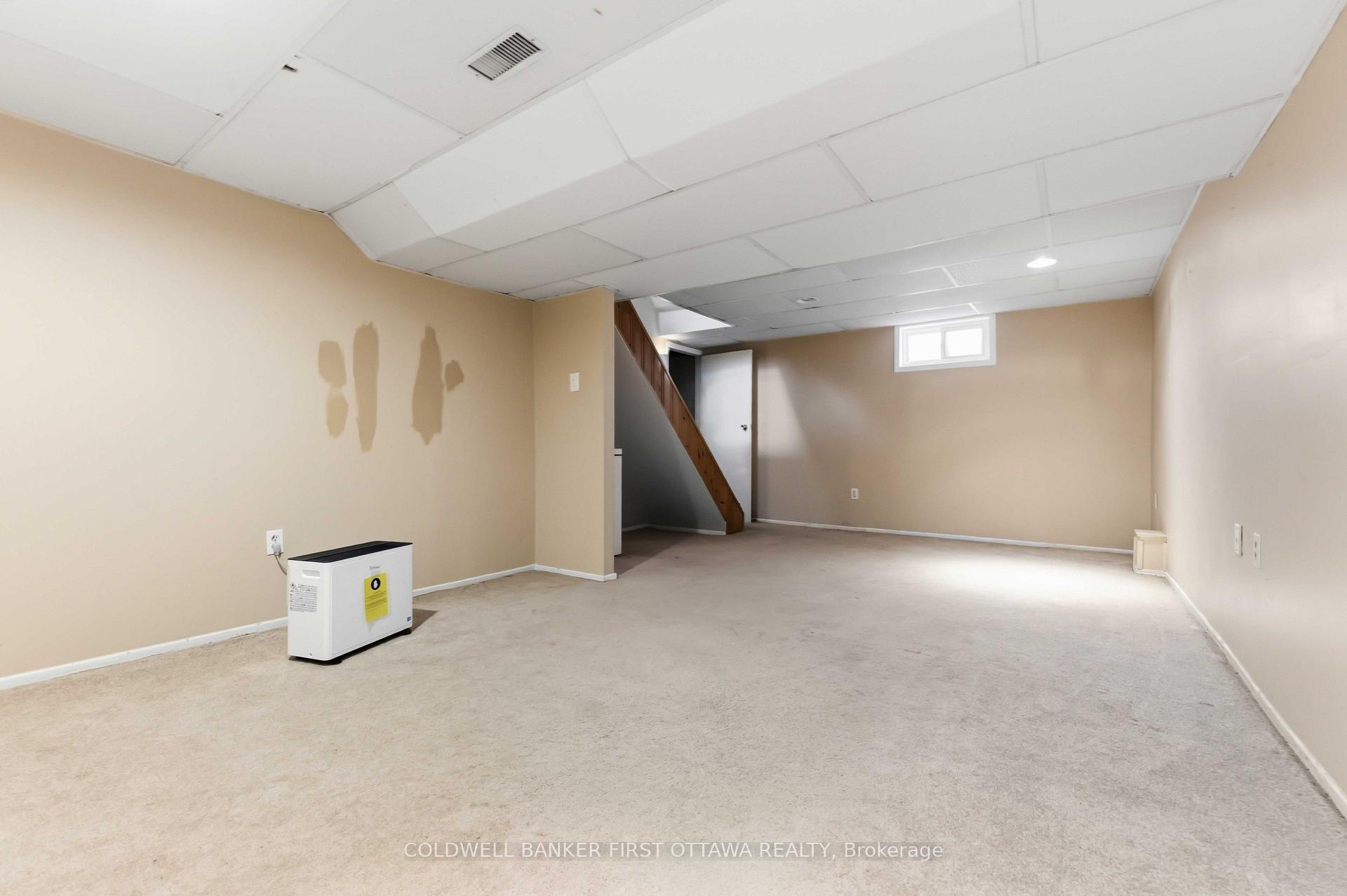 Photo 28 of Unit 73, 1532 Beaverpond Drive, Ottawa, Pineview — HOMEH