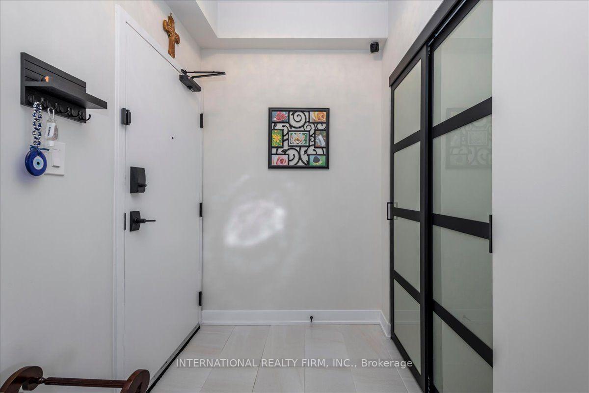 Photo 6 of Unit 301, 8 Culinary Lane, Barrie, Rural Barrie Southeast — HOMEH