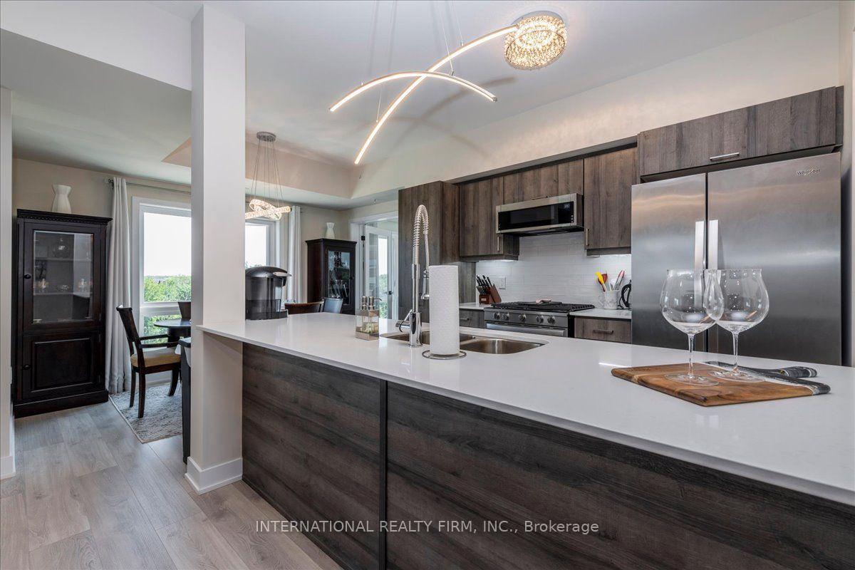 Photo 11 of Unit 301, 8 Culinary Lane, Barrie, Rural Barrie Southeast — HOMEH
