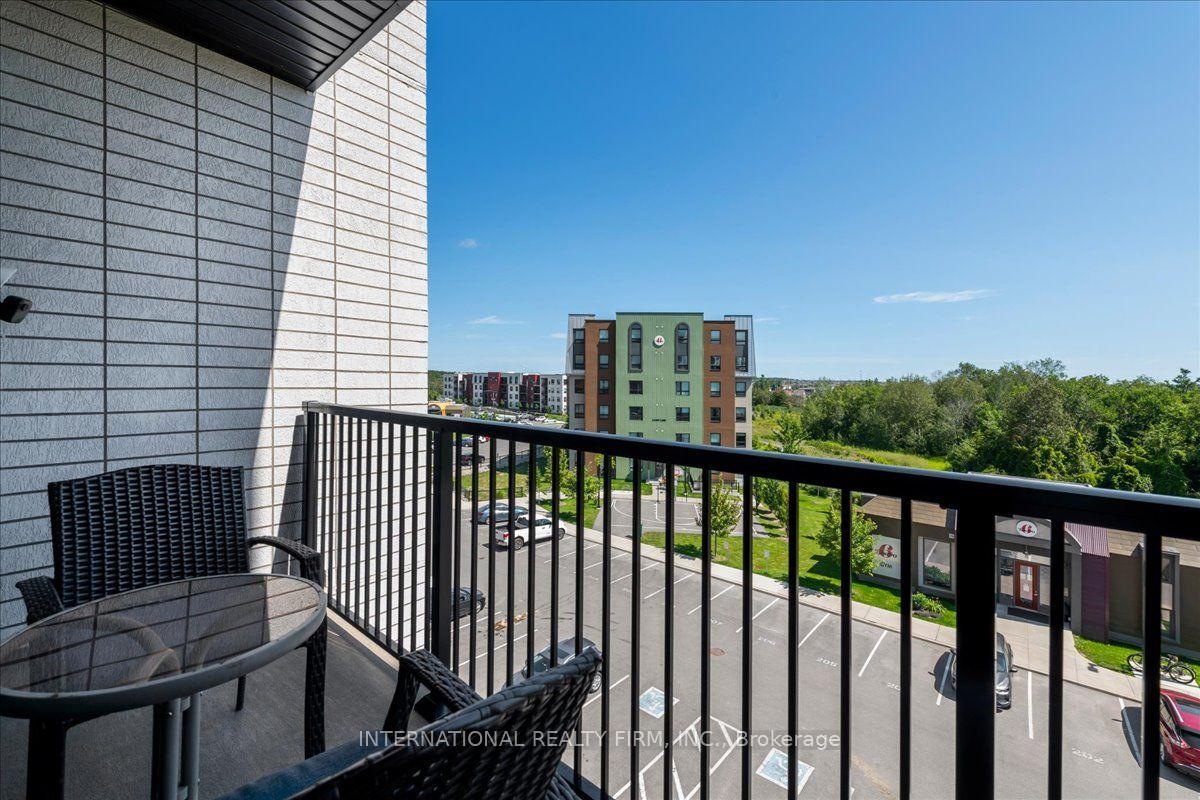 Photo 23 of Unit 301, 8 Culinary Lane, Barrie, Rural Barrie Southeast — HOMEH