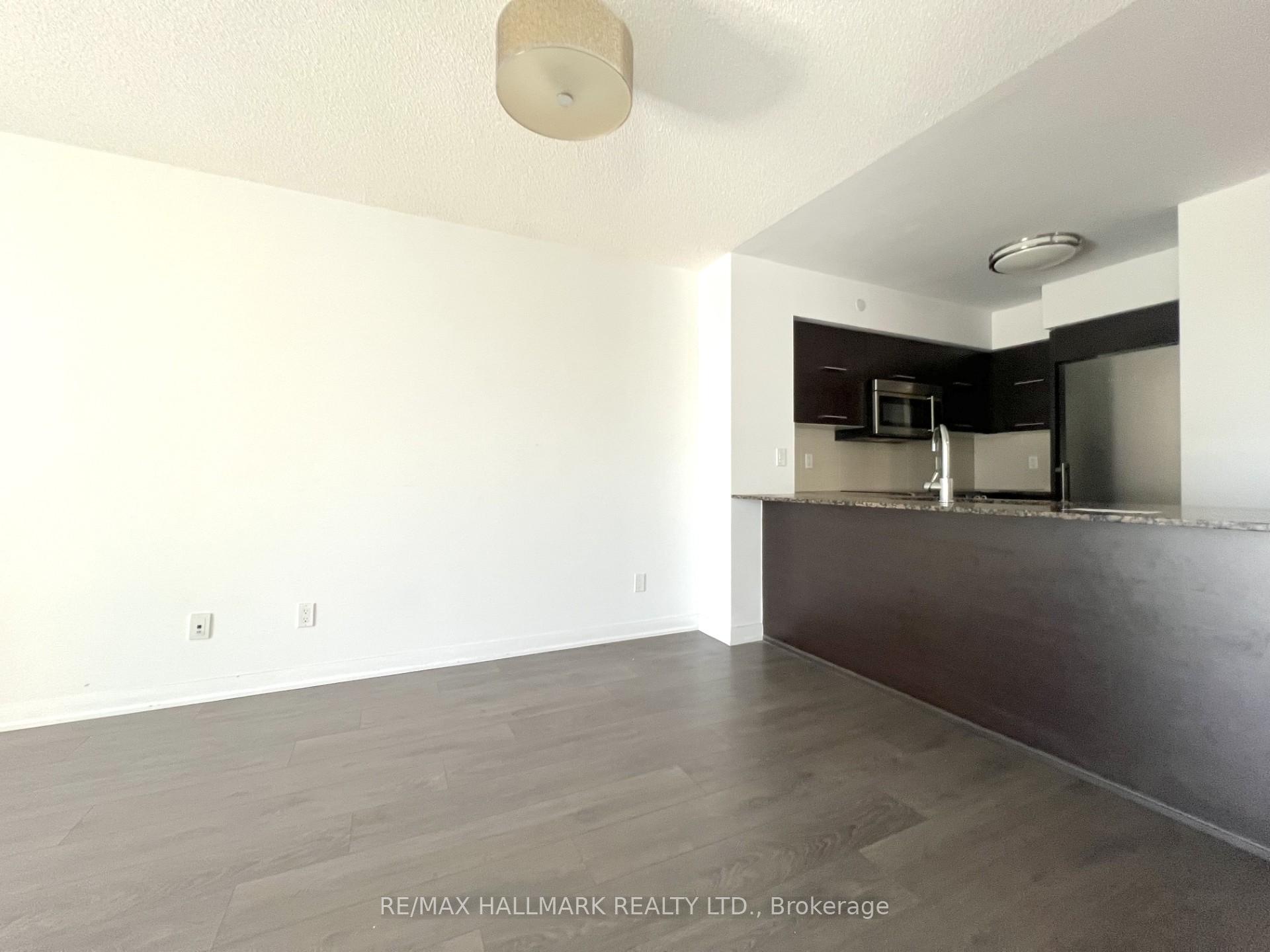 Photo 4 of Unit 607, 5162 Yonge Street, North York, Willowdale West — HOMEH