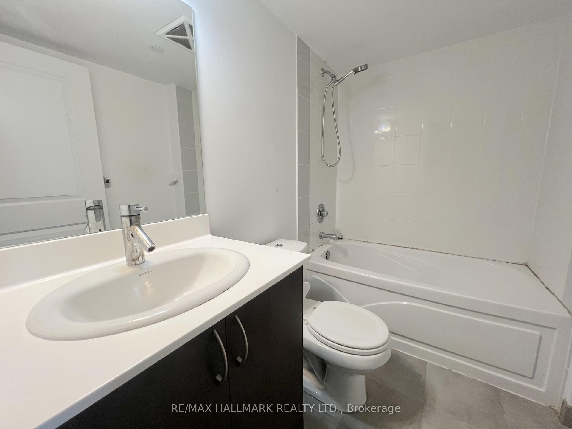 Photo 8 of Unit 607, 5162 Yonge Street, North York, Willowdale West — HOMEH
