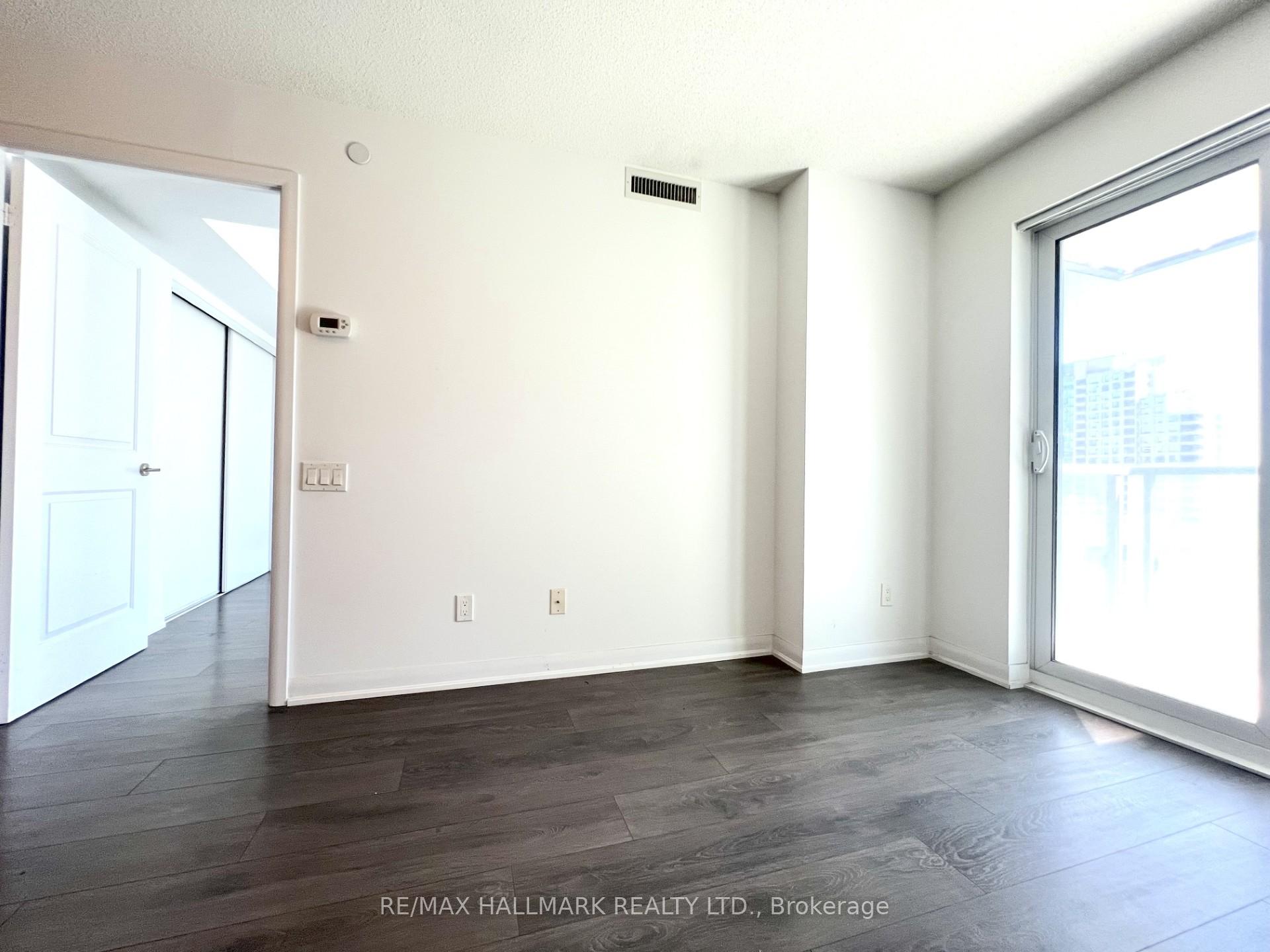 Photo 11 of Unit 607, 5162 Yonge Street, North York, Willowdale West — HOMEH