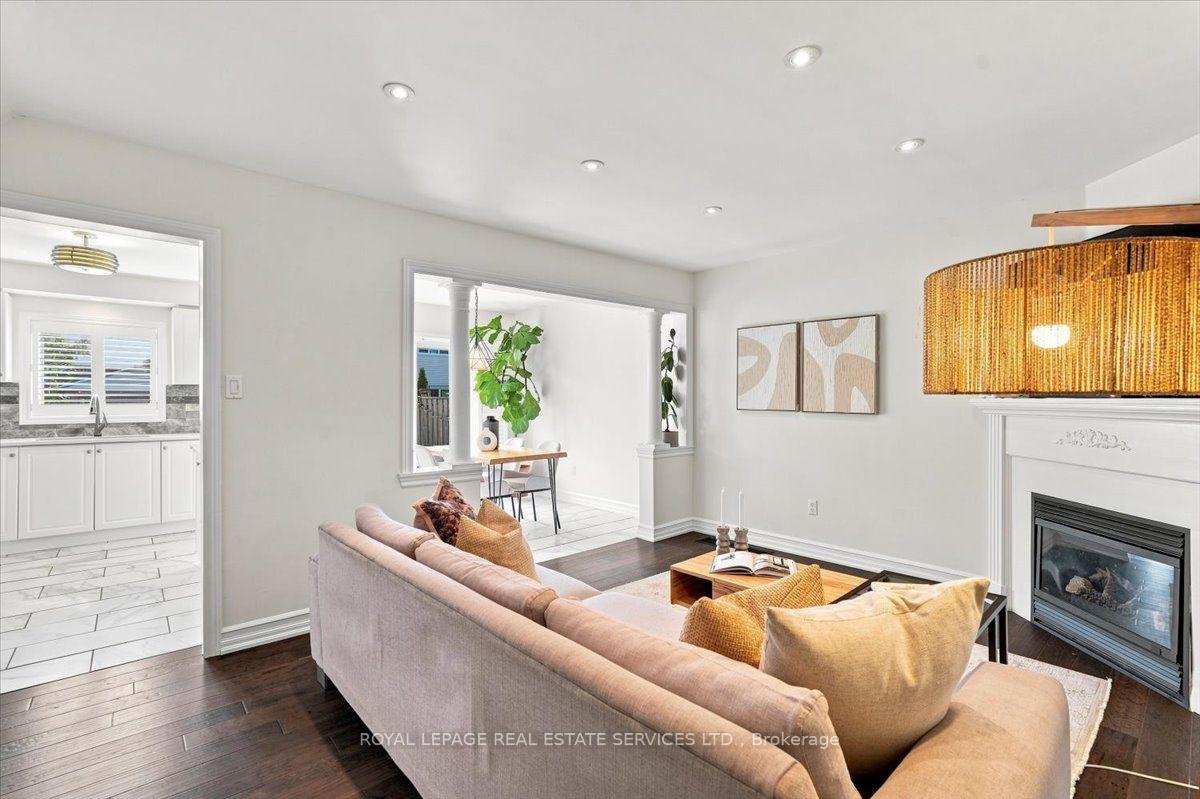 Photo 6 of Unit 3, 2970 Berwick Drive, Burlington, Rose — HOMEH