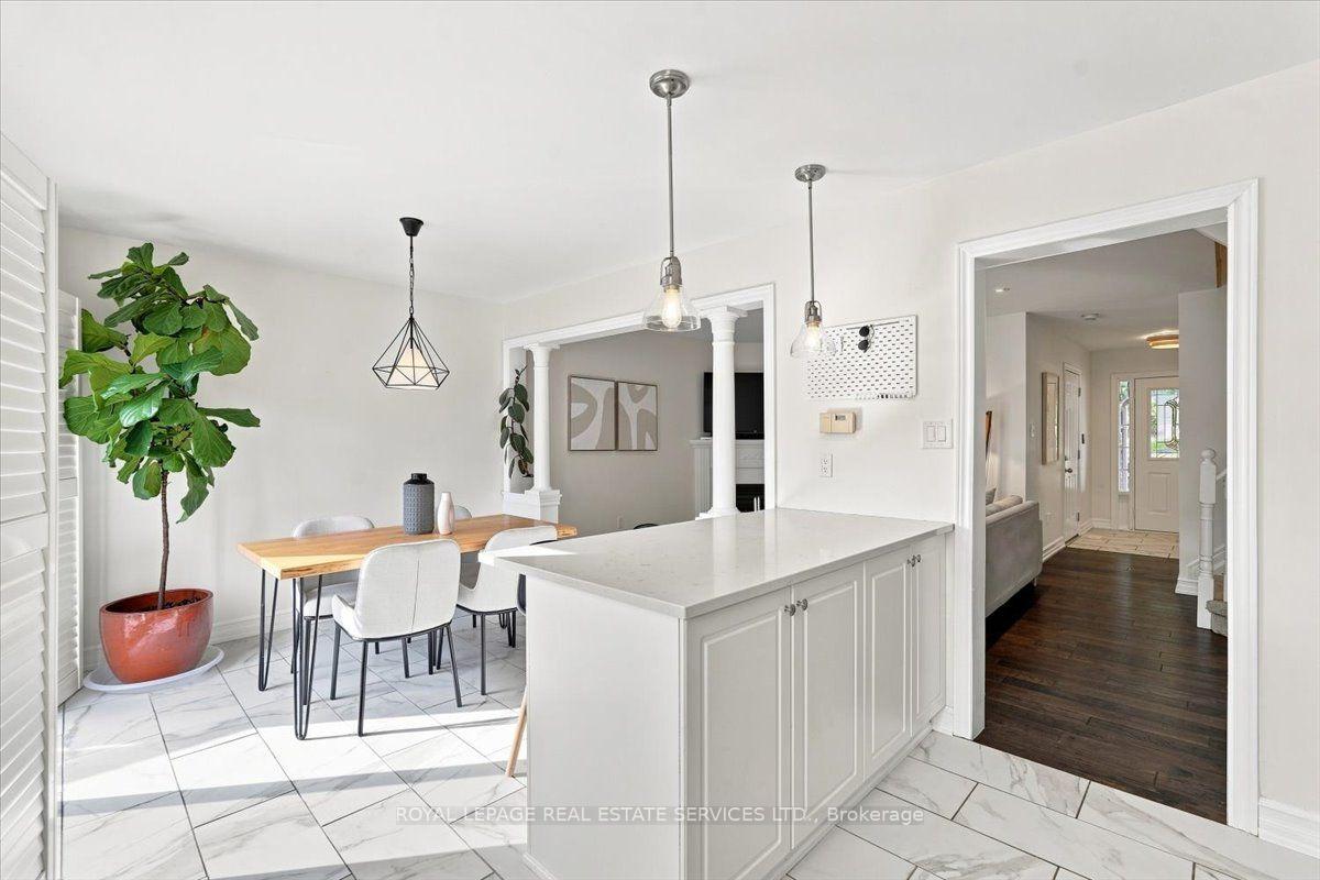 Photo 14 of Unit 3, 2970 Berwick Drive, Burlington, Rose — HOMEH
