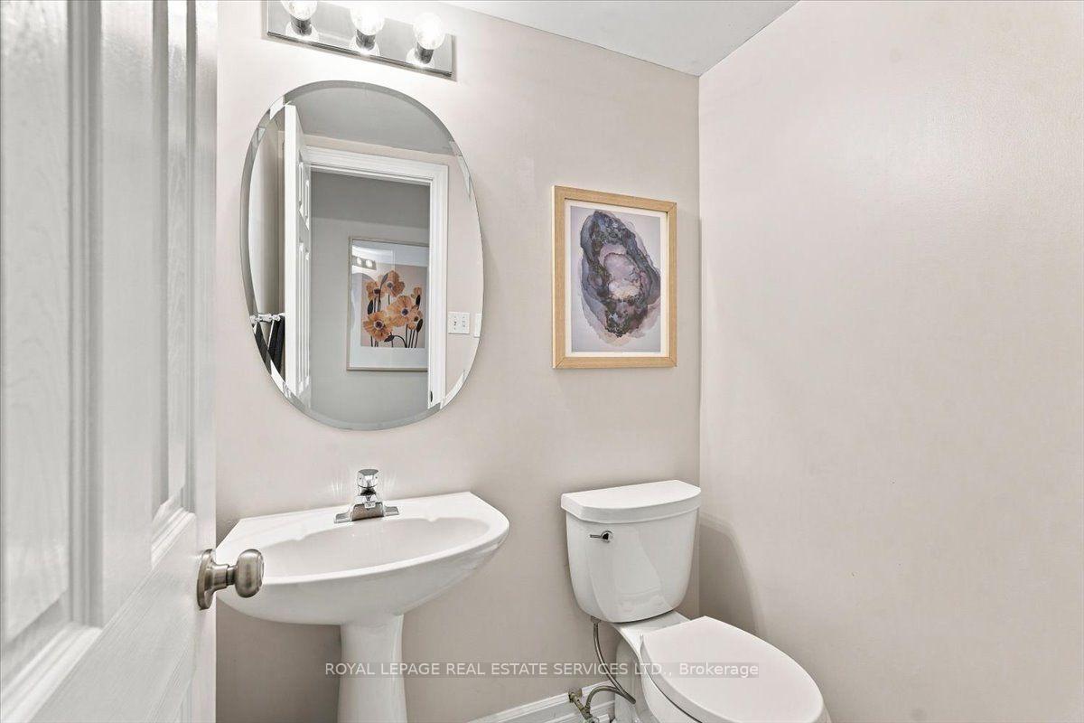 Photo 15 of Unit 3, 2970 Berwick Drive, Burlington, Rose — HOMEH