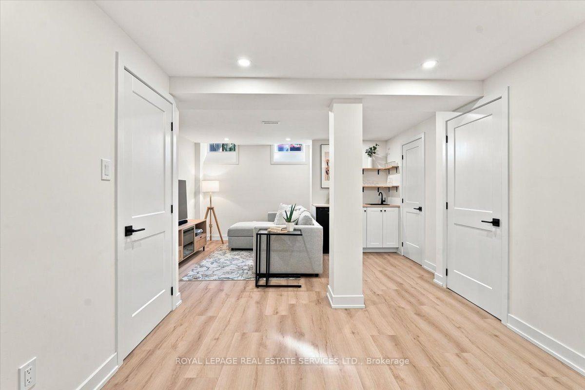 Photo 27 of Unit 3, 2970 Berwick Drive, Burlington, Rose — HOMEH