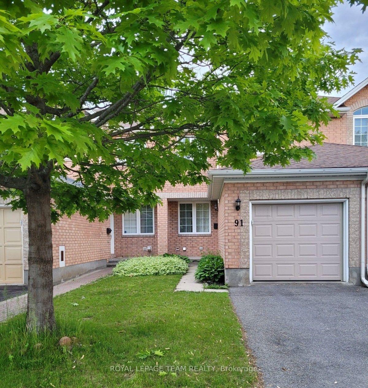 Photo 3 of 91 Scout Street, Ottawa, Central Park — HOMEH