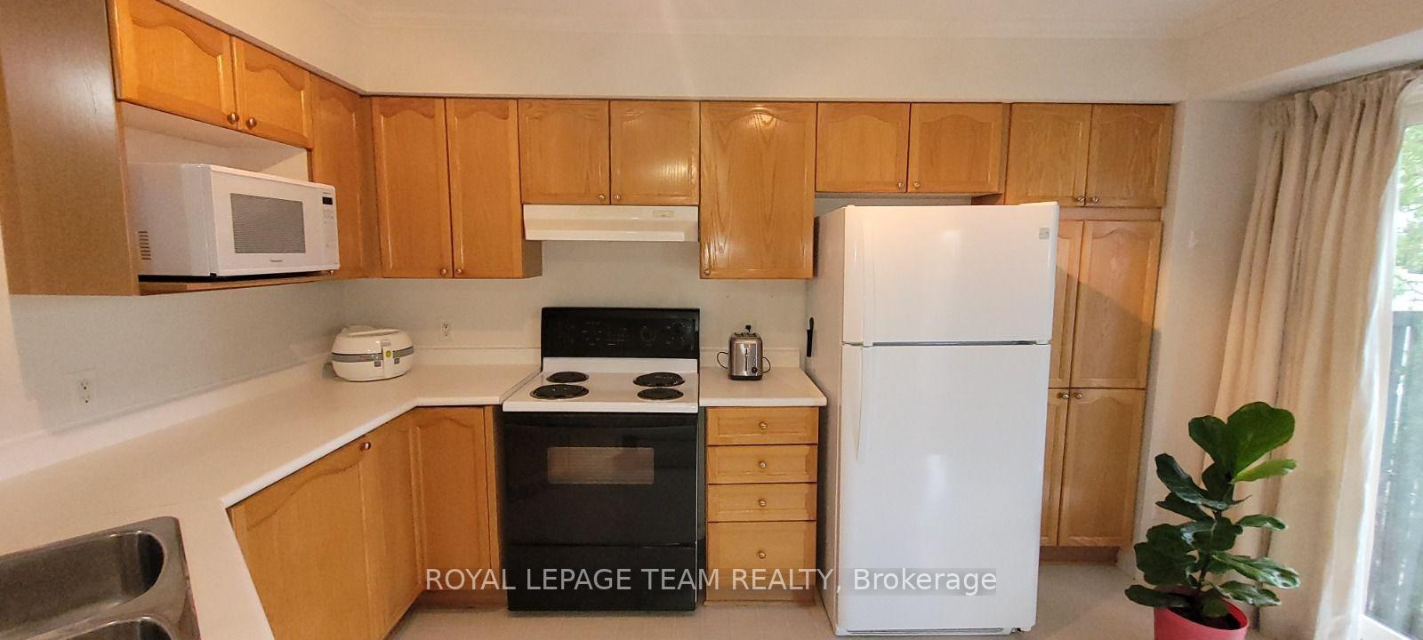 Photo 16 of 91 Scout Street, Ottawa, Central Park — HOMEH