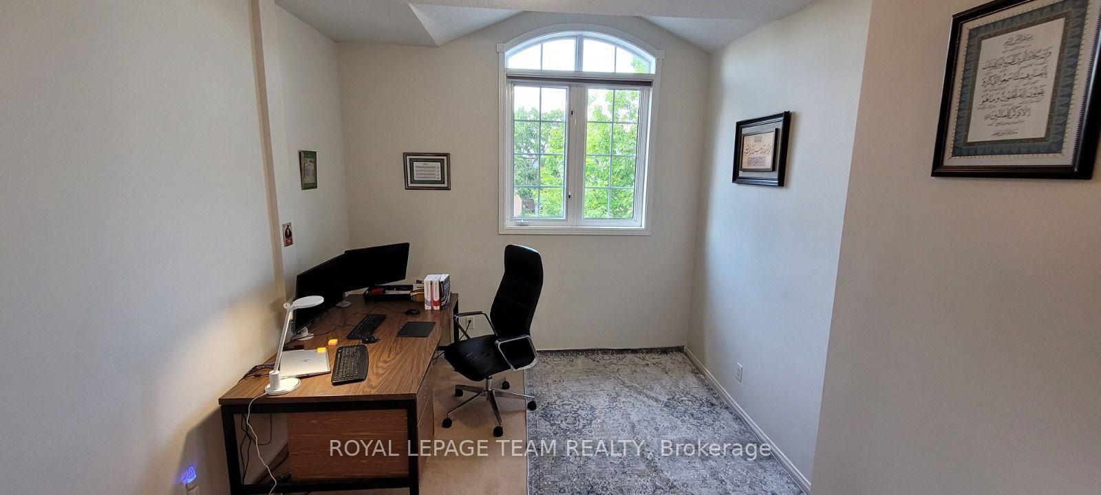 Photo 25 of 91 Scout Street, Ottawa, Central Park — HOMEH