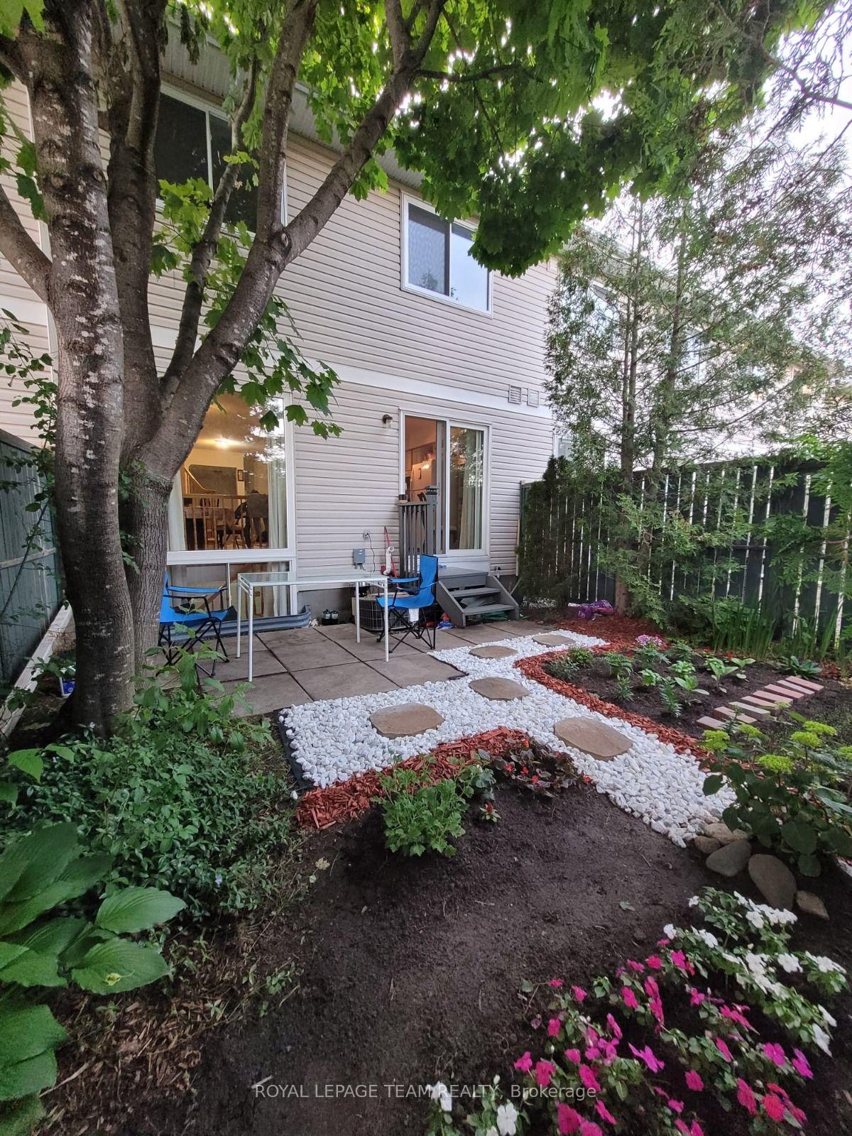 Photo 31 of 91 Scout Street, Ottawa, Central Park — HOMEH