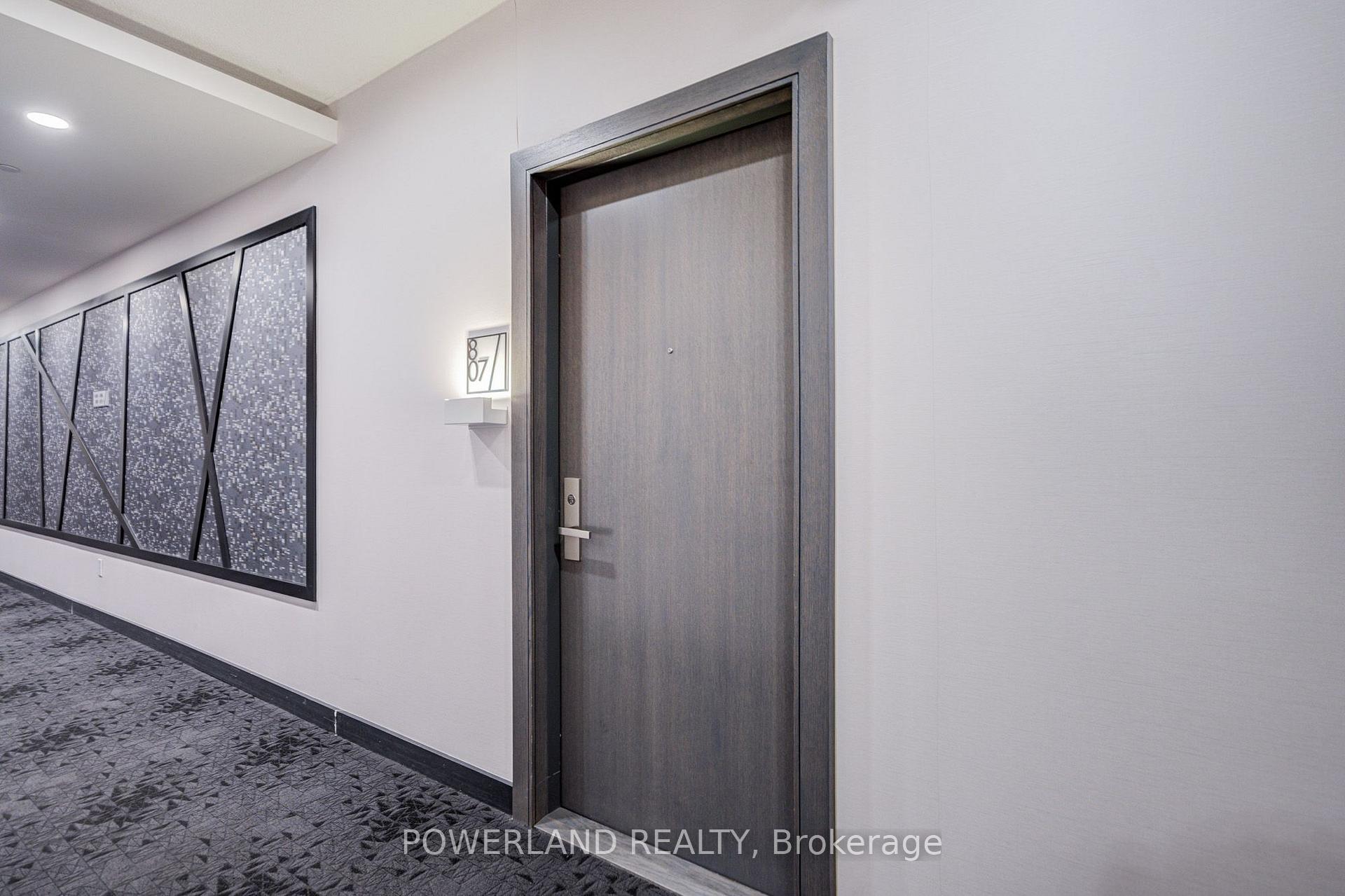 Photo 3 of Unit 807, 52 Forest Manor Road, North York, Henry Farm — HOMEH