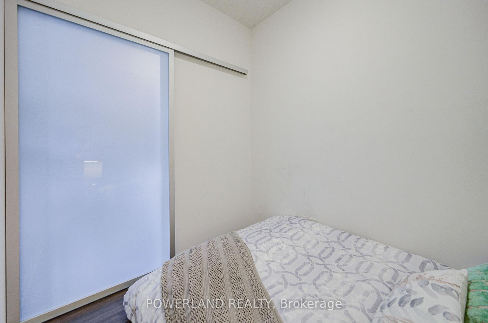 Photo 13 of Unit 807, 52 Forest Manor Road, North York, Henry Farm — HOMEH