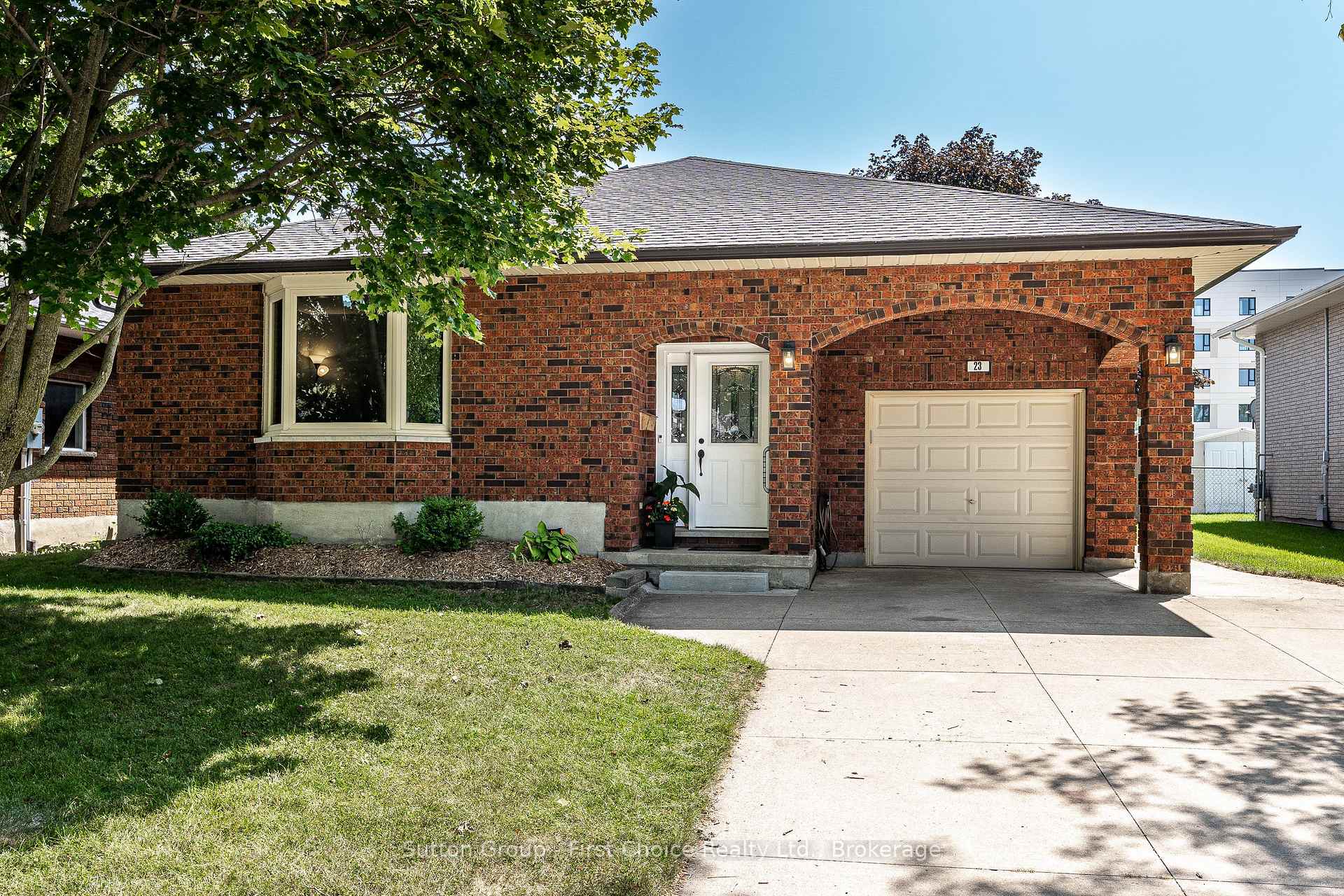 Photo 1 of 23 Sprung Court, Stratford — HOMEH