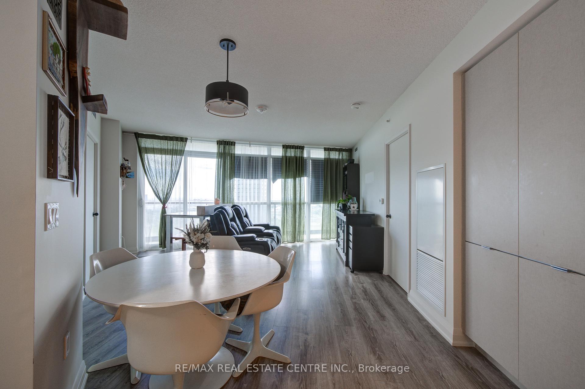 Photo 12 of Unit 2608, 30 Gibbs Road, Etobicoke, Islington-City Centre West — HOMEH