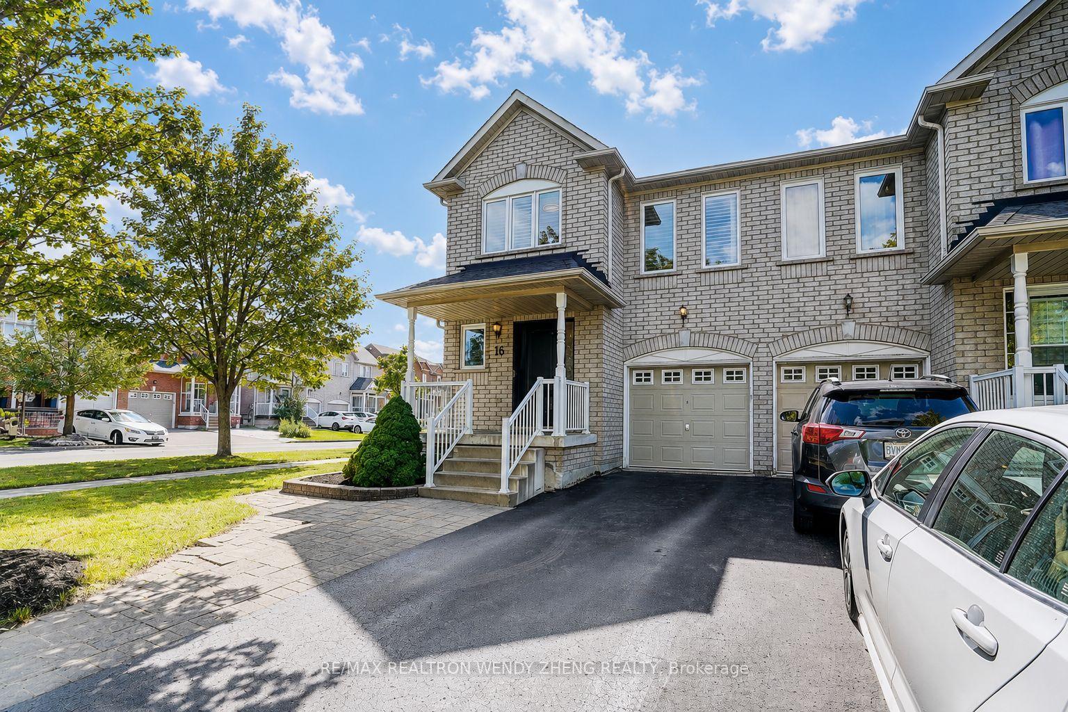 Photo 3 of 16 Anita Drive, Markham, Village Green-South Unionville — HOMEH
