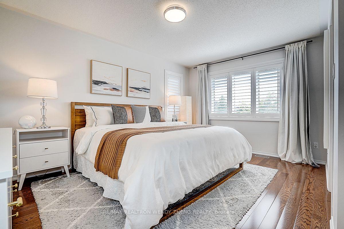 Photo 22 of 16 Anita Drive, Markham, Village Green-South Unionville — HOMEH
