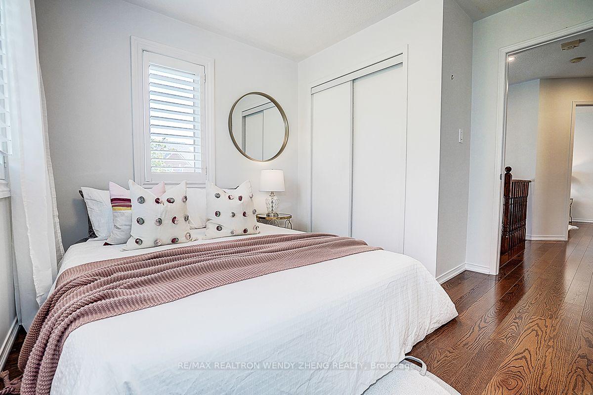 Photo 29 of 16 Anita Drive, Markham, Village Green-South Unionville — HOMEH