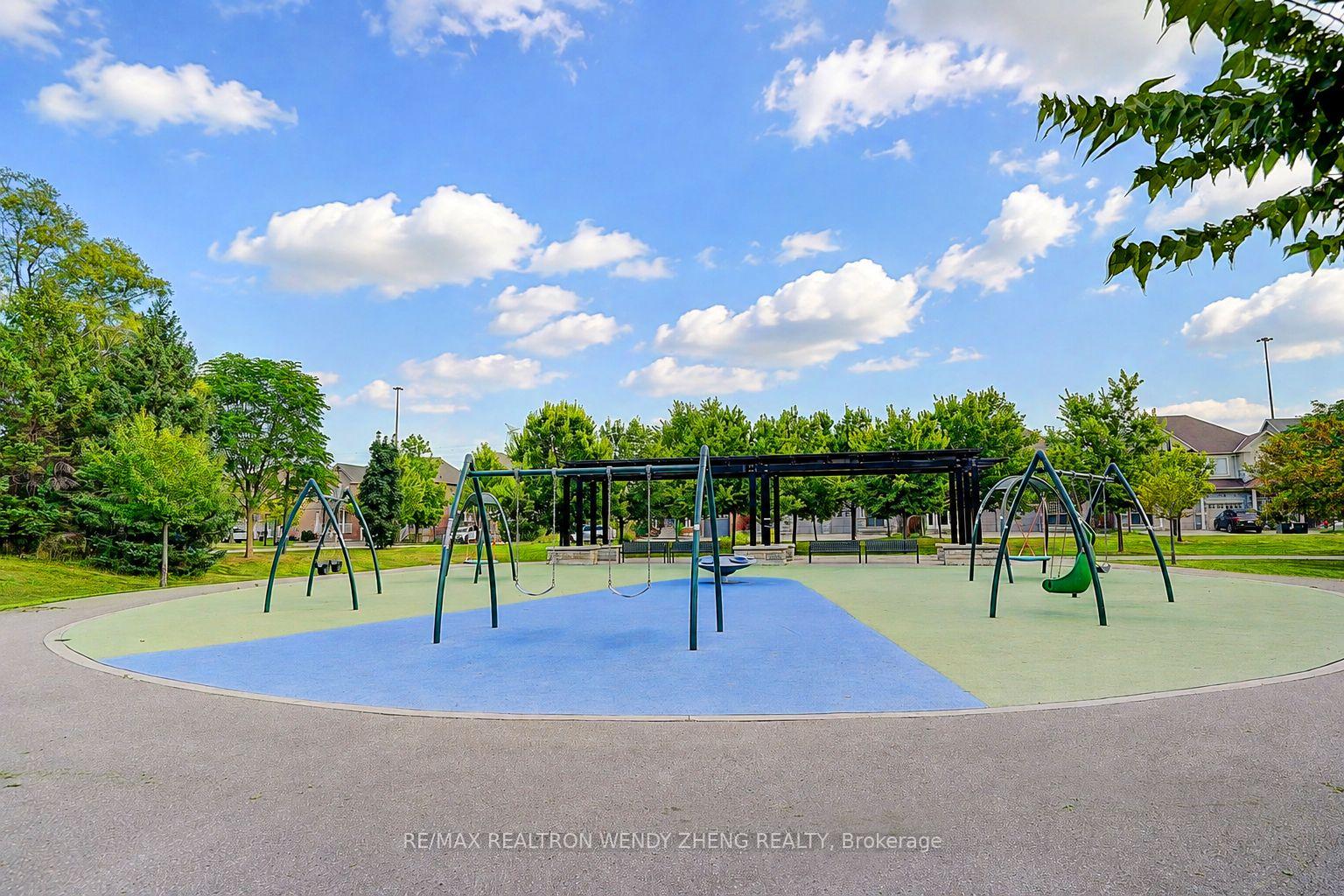 Photo 44 of 16 Anita Drive, Markham, Village Green-South Unionville — HOMEH