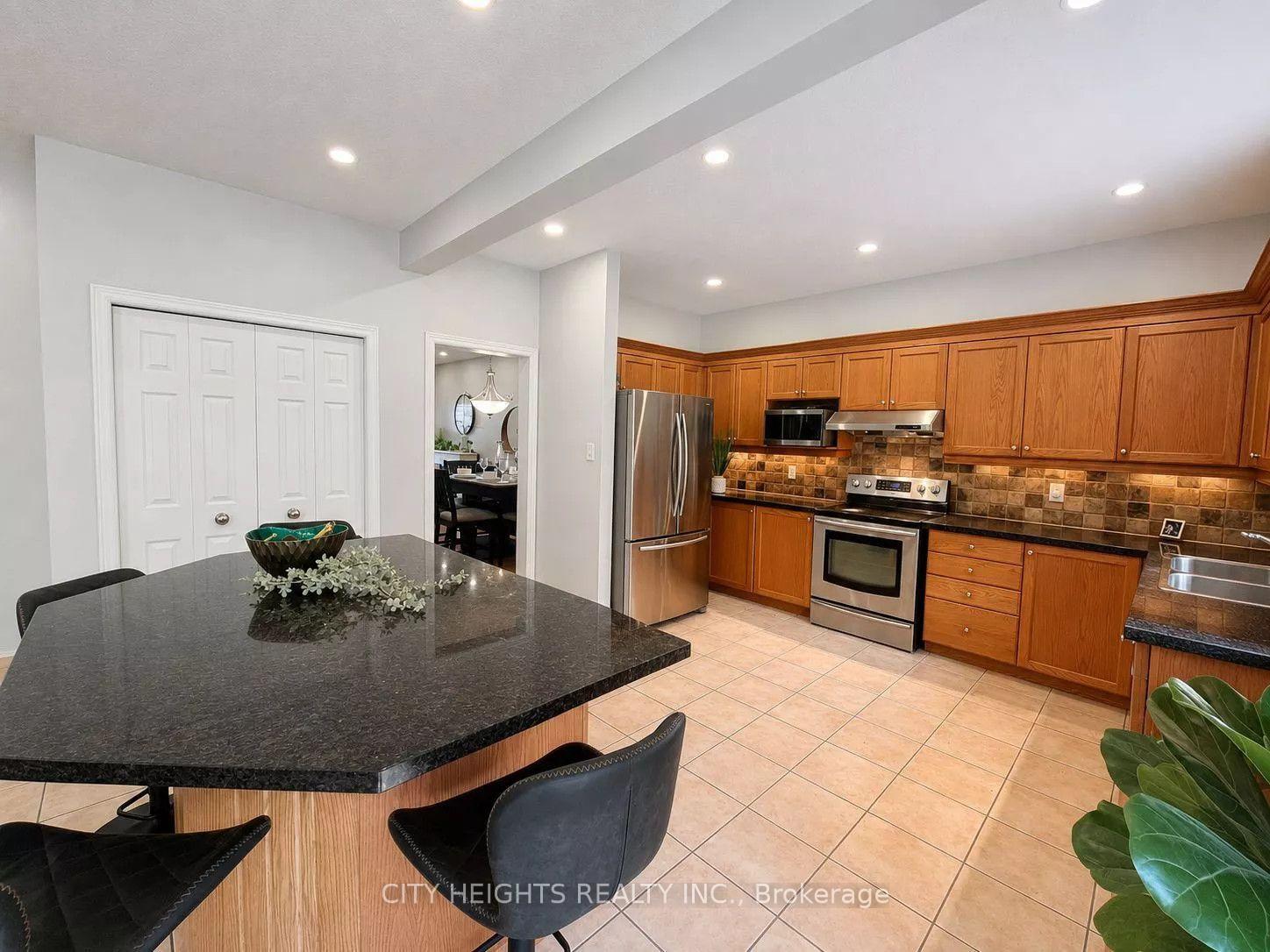 Photo 7 of 70 Doon Mills Drive, Kitchener, Doon South — HOMEH