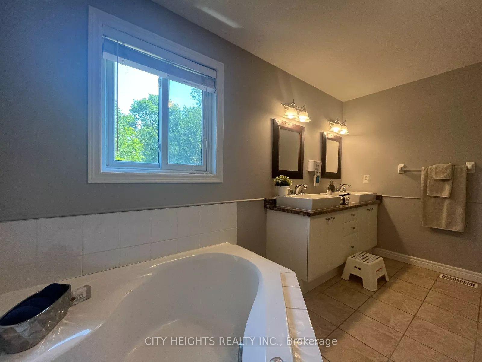 Photo 29 of 70 Doon Mills Drive, Kitchener, Doon South — HOMEH