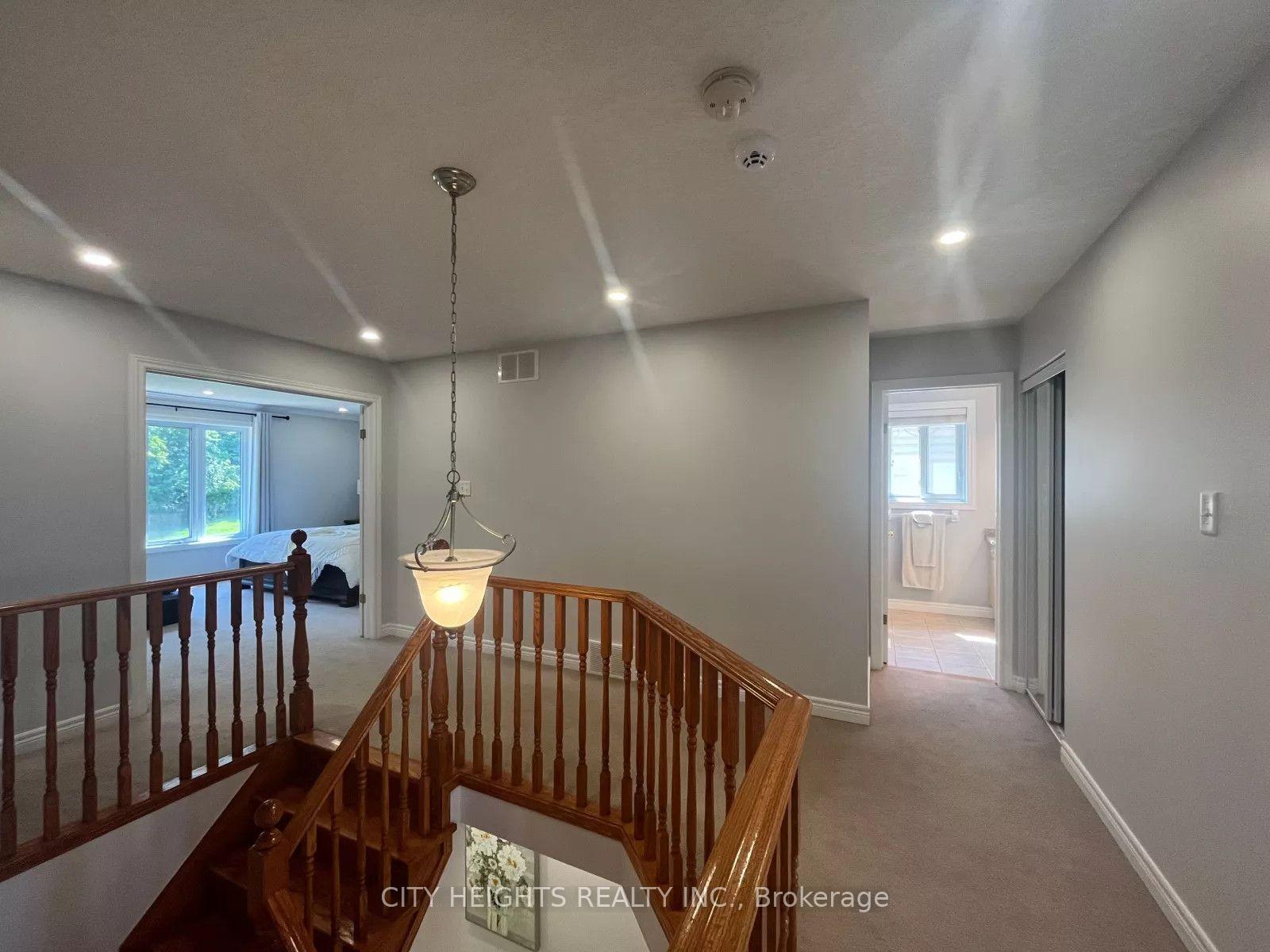 Photo 31 of 70 Doon Mills Drive, Kitchener, Doon South — HOMEH