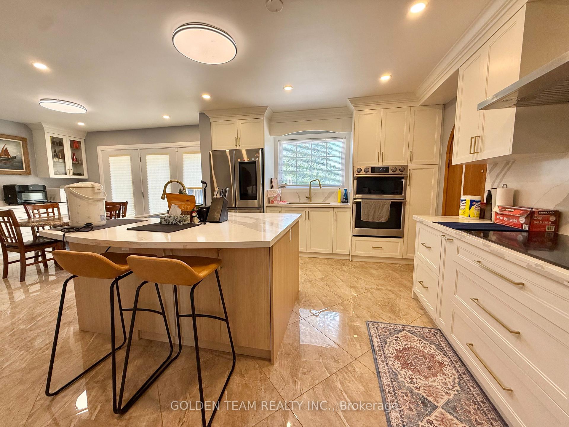 Photo 2 of Unit Room#2, 11 Amiens Road, Scarborough, West Hill — HOMEH