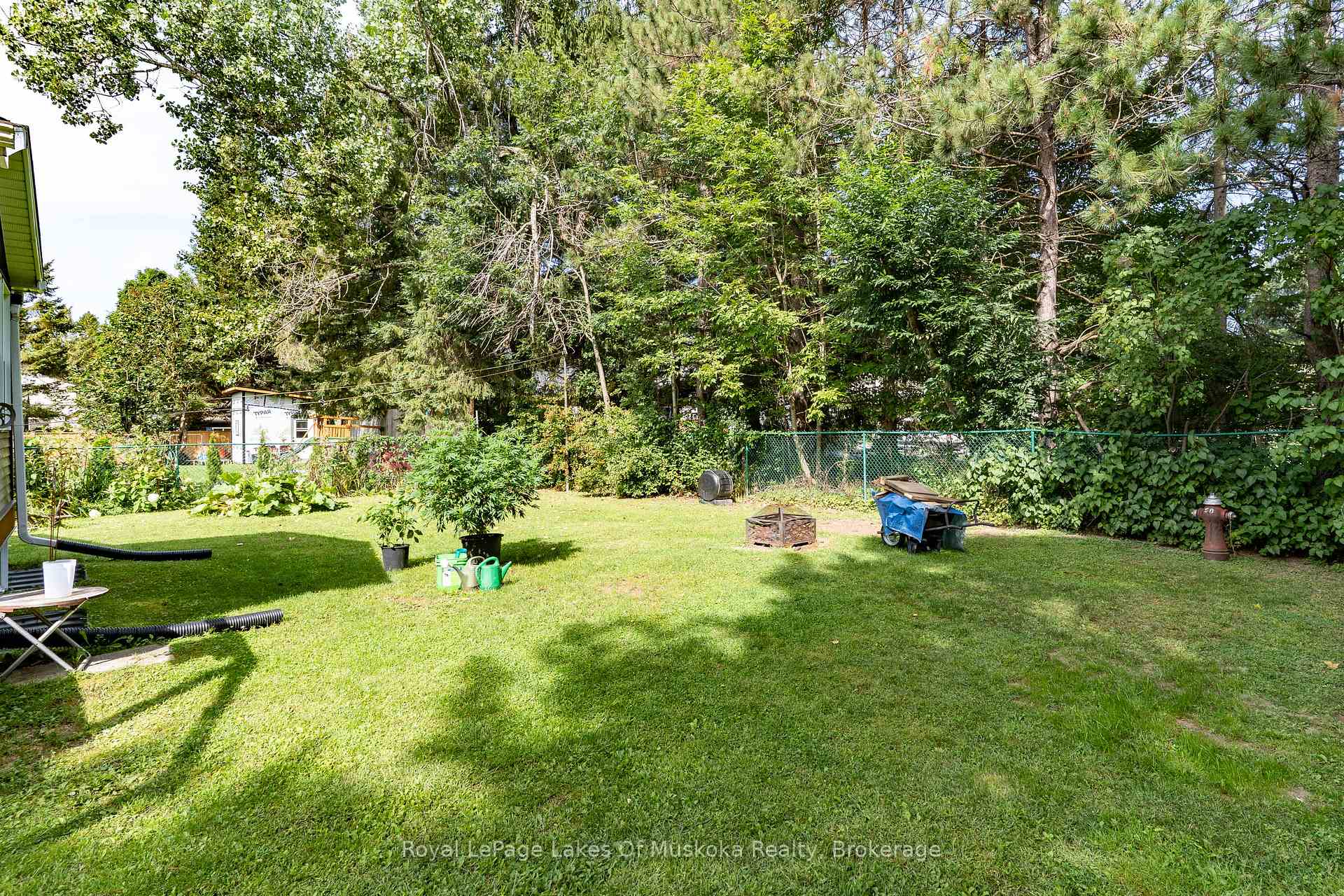 Photo 4 of 20 Sander Drive, Bracebridge, Macaulay — HOMEH