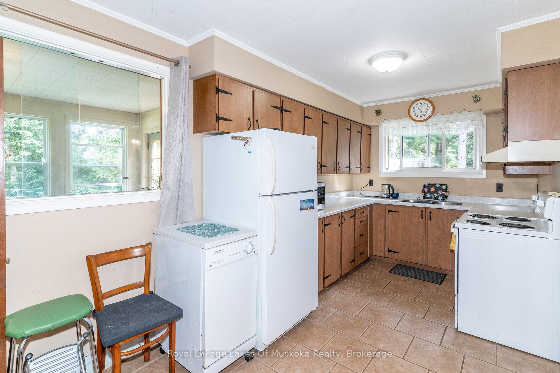 Photo 9 of 20 Sander Drive, Bracebridge, Macaulay — HOMEH