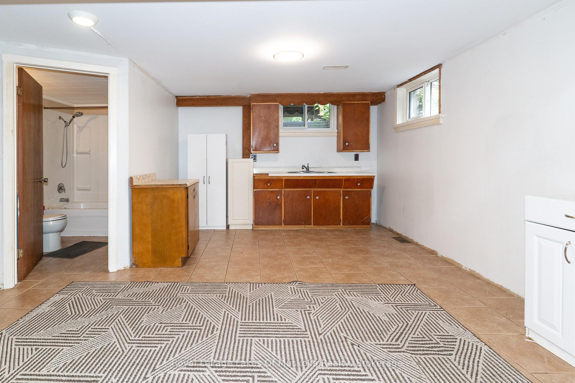 Photo 24 of 20 Sander Drive, Bracebridge, Macaulay — HOMEH