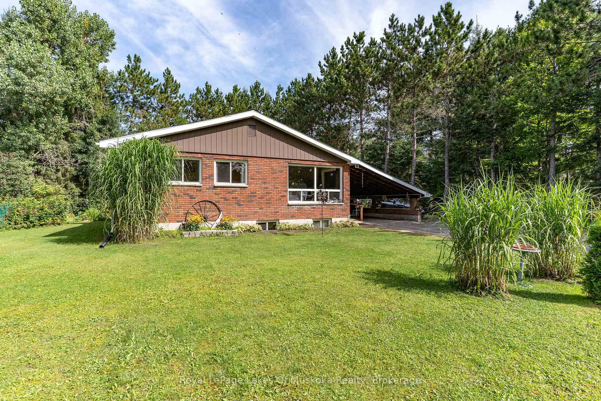 Photo 34 of 20 Sander Drive, Bracebridge, Macaulay — HOMEH