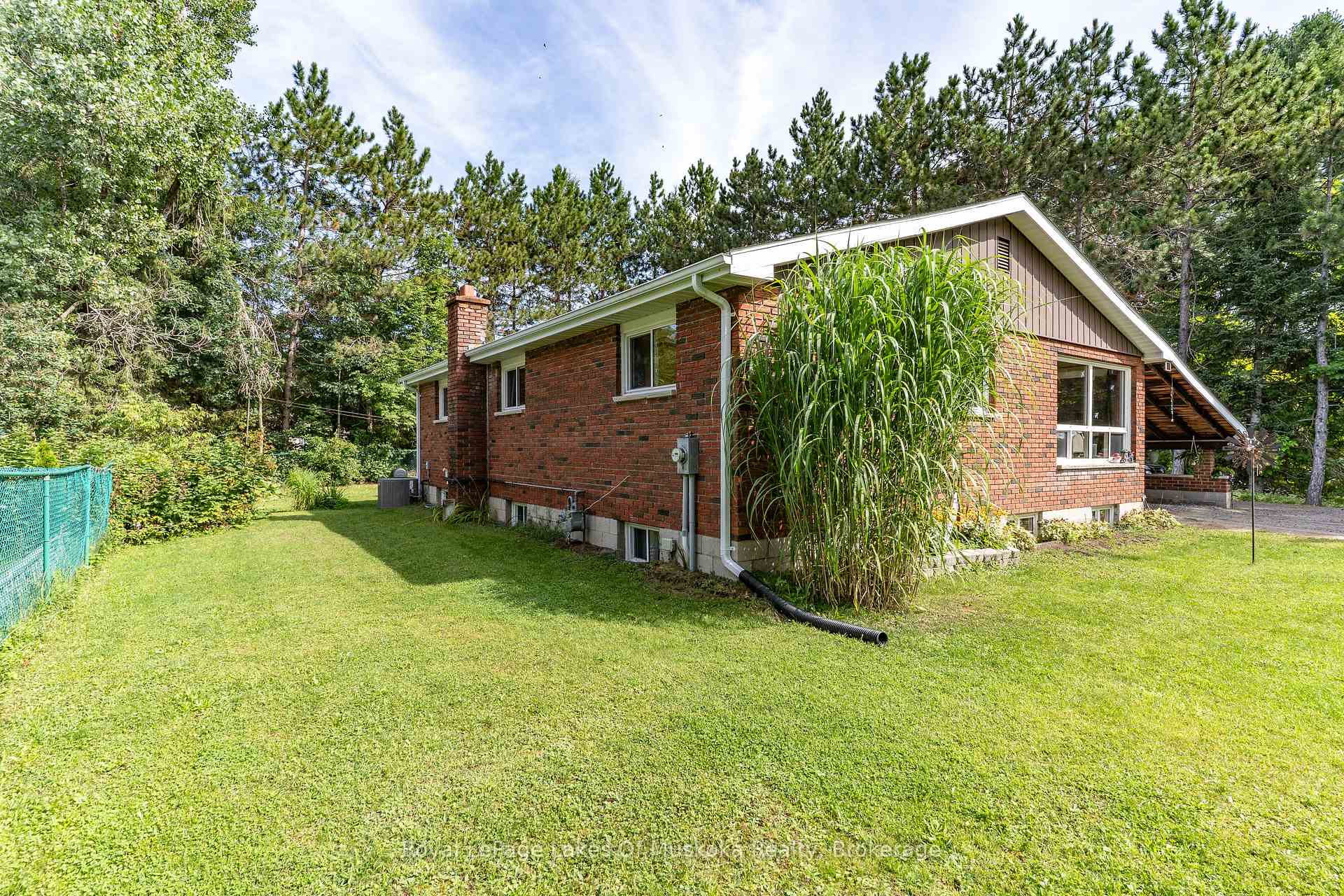 Photo 35 of 20 Sander Drive, Bracebridge, Macaulay — HOMEH