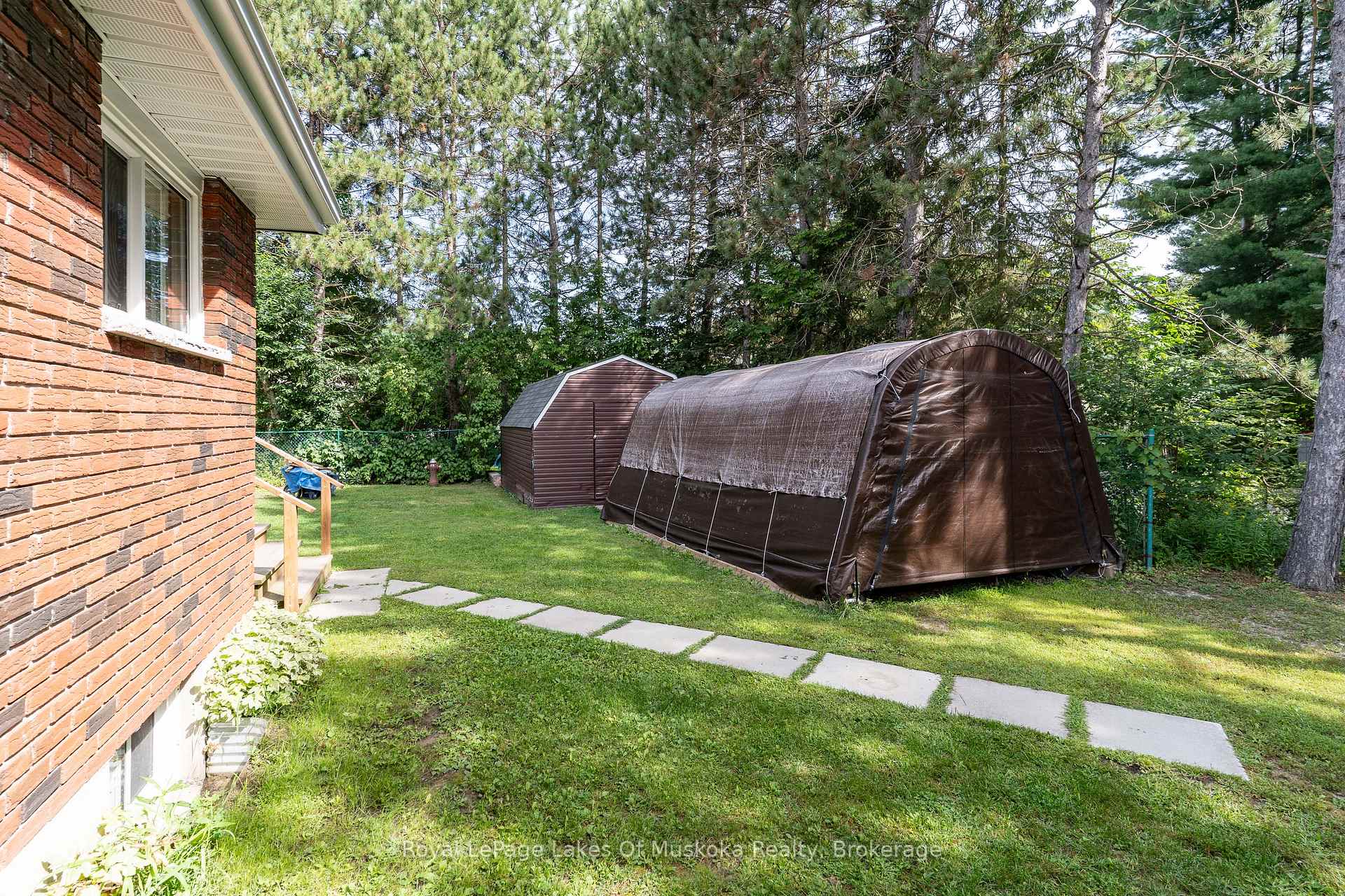 Photo 37 of 20 Sander Drive, Bracebridge, Macaulay — HOMEH