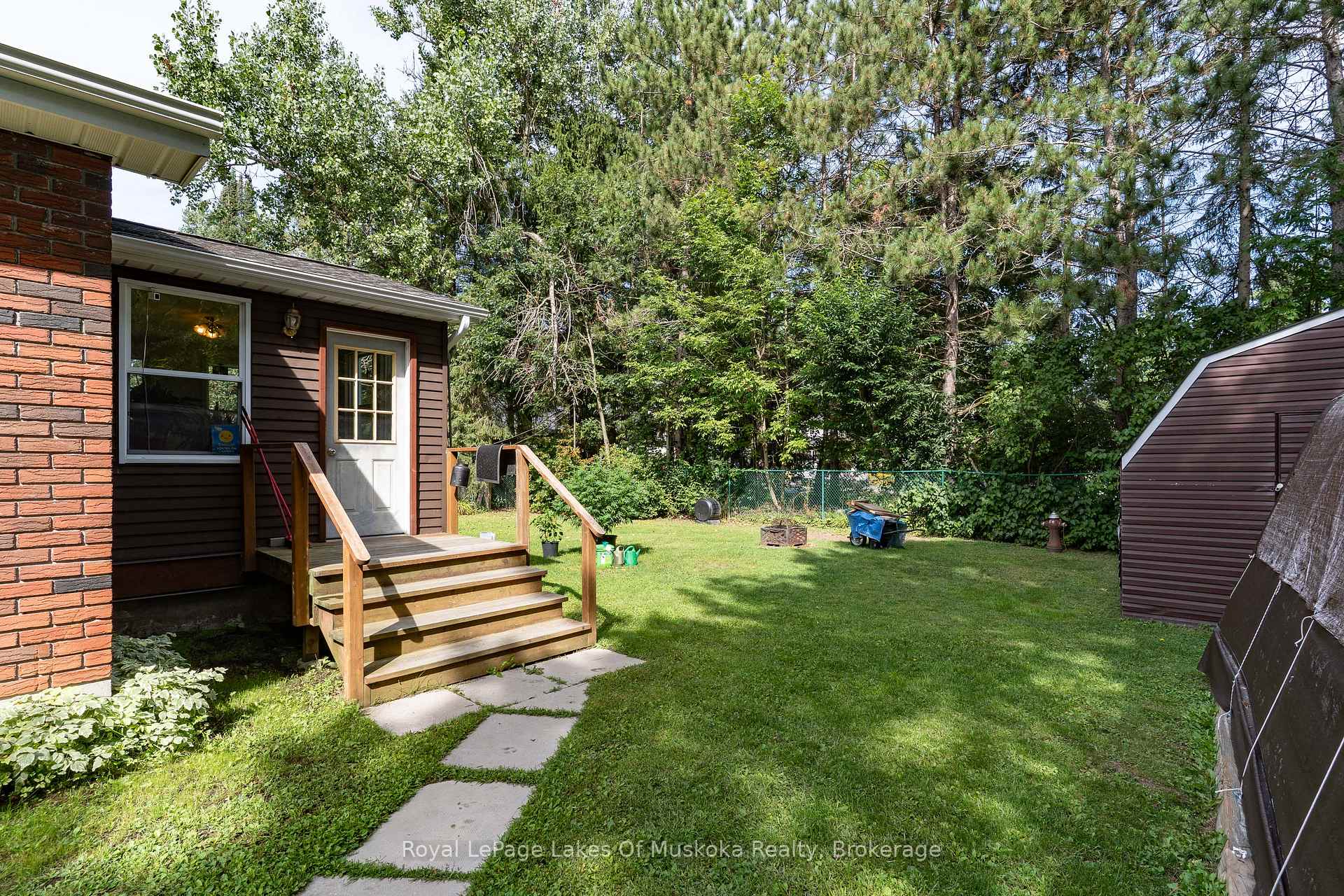 Photo 38 of 20 Sander Drive, Bracebridge, Macaulay — HOMEH