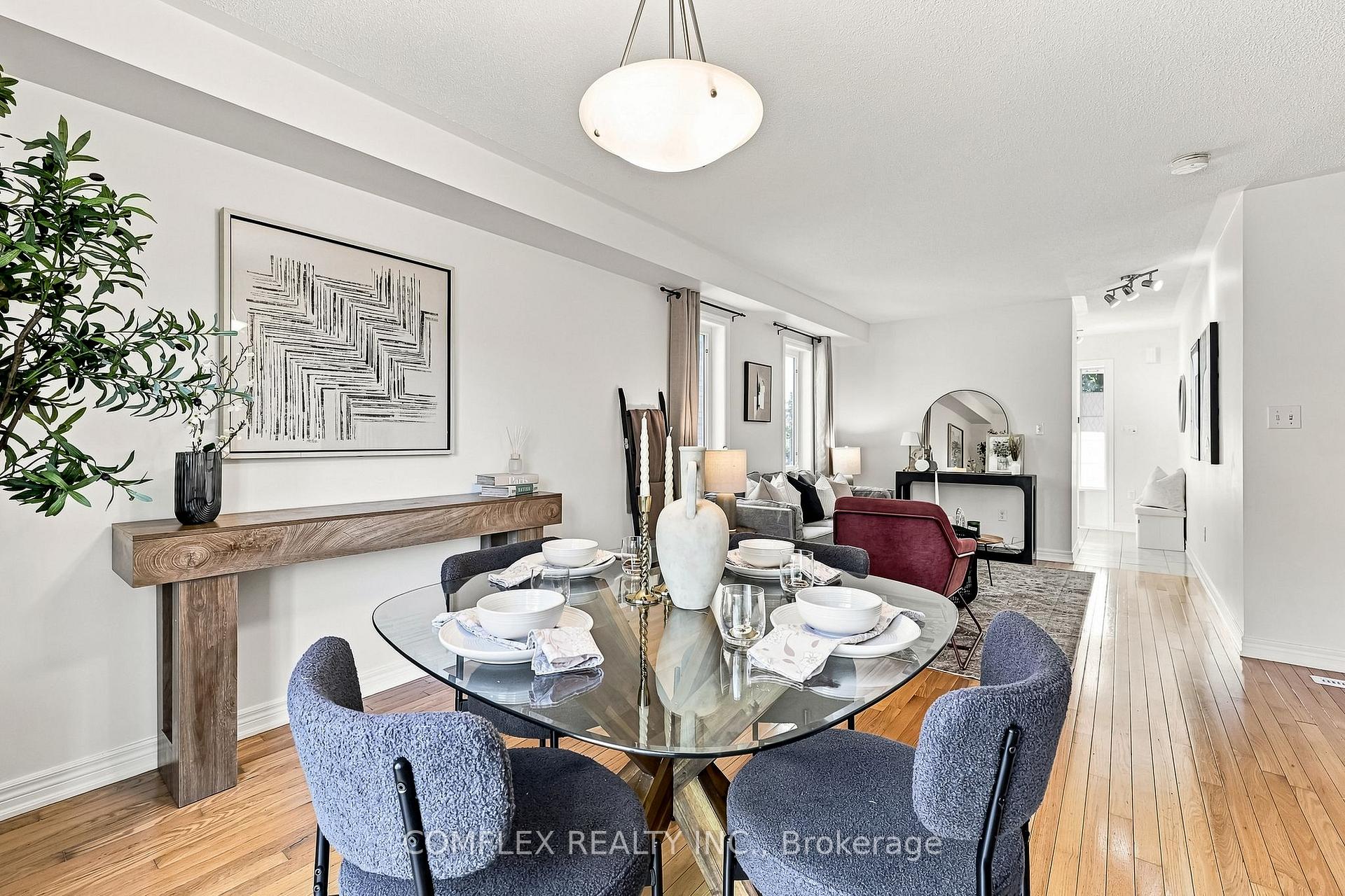 Photo 14 of 5 Rich Crescent, Whitby, Williamsburg — HOMEH