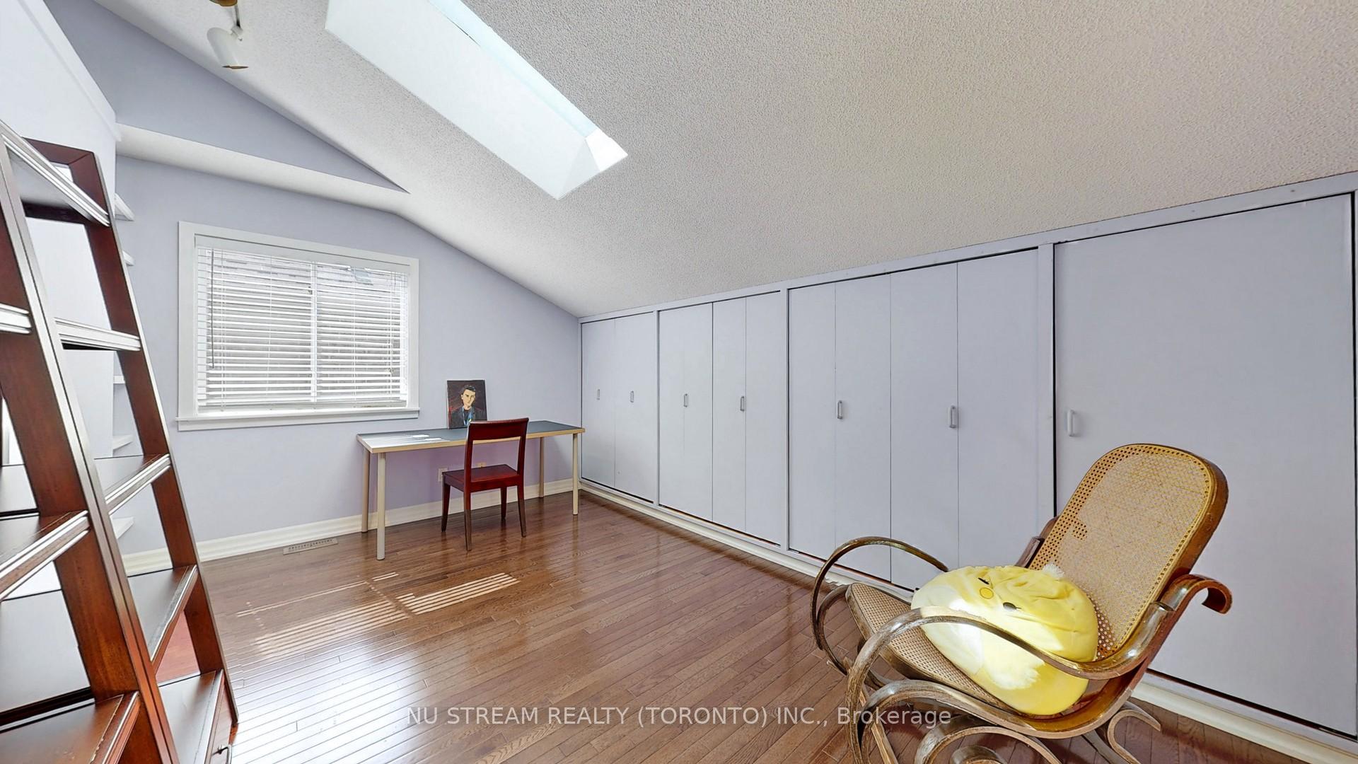 Photo 31 of 15 Bond Crescent, Richmond Hill, Oak Ridges — HOMEH