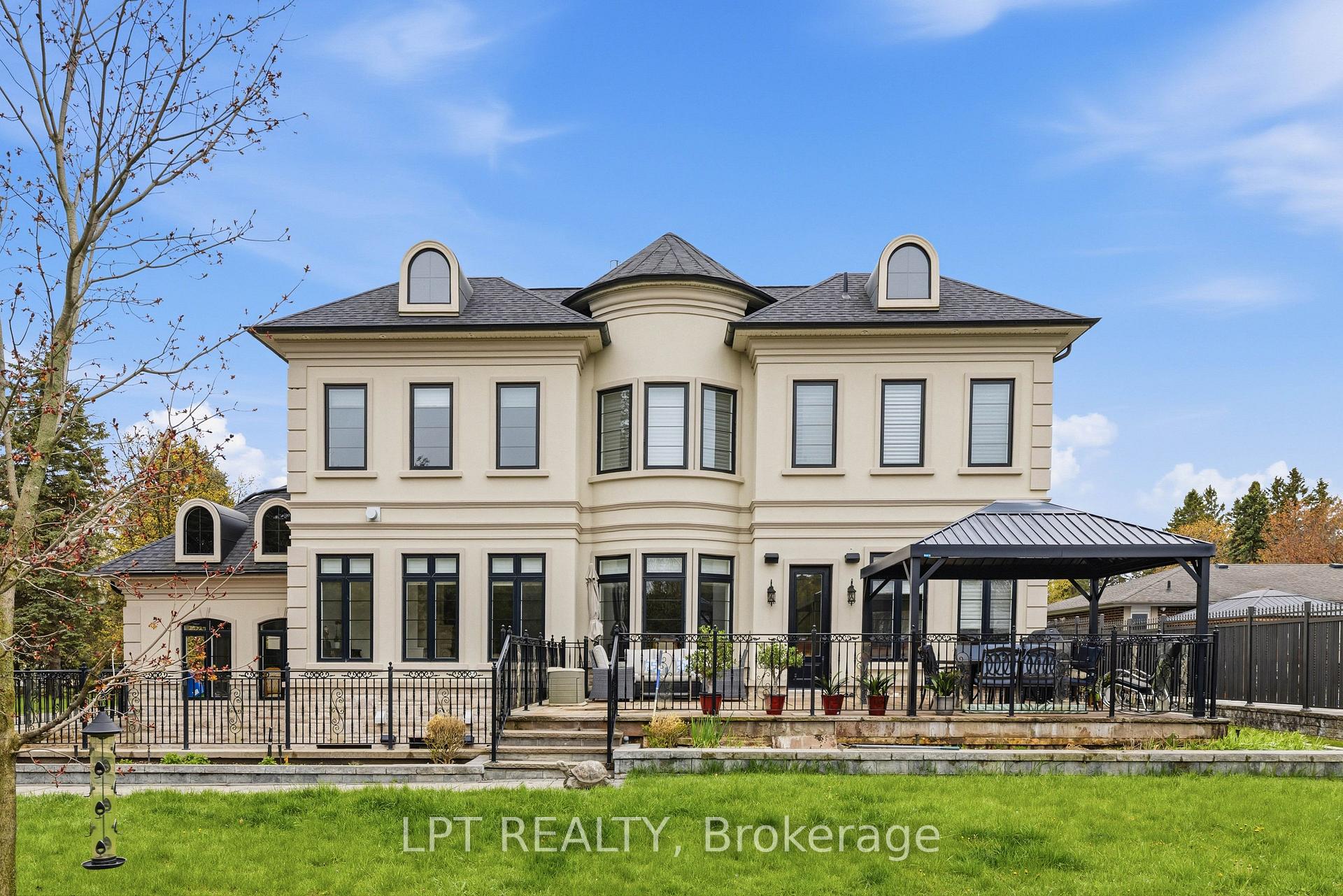 Photo 5 of 256 Patricia Drive, King, King City — HOMEH