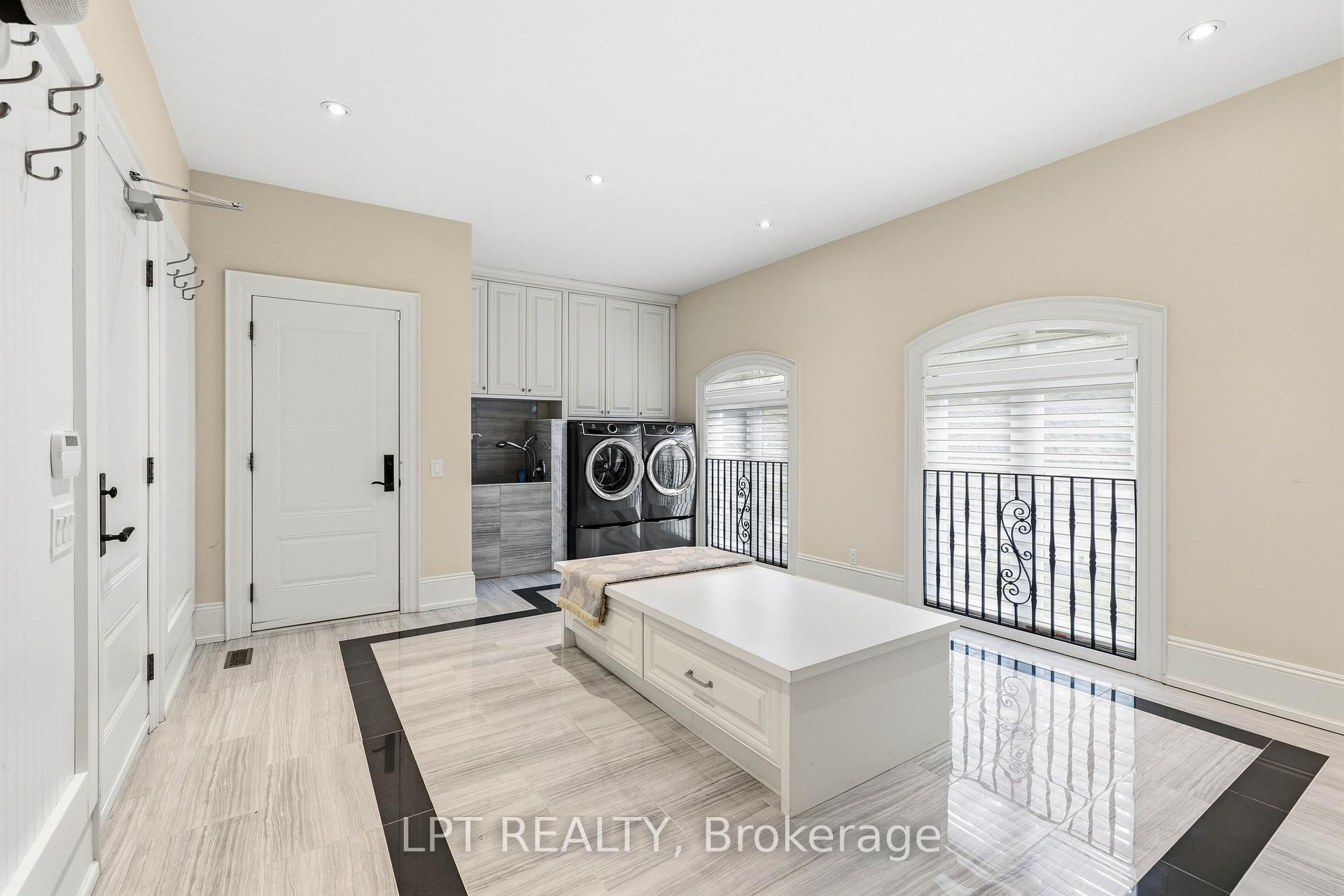 Photo 20 of 256 Patricia Drive, King, King City — HOMEH