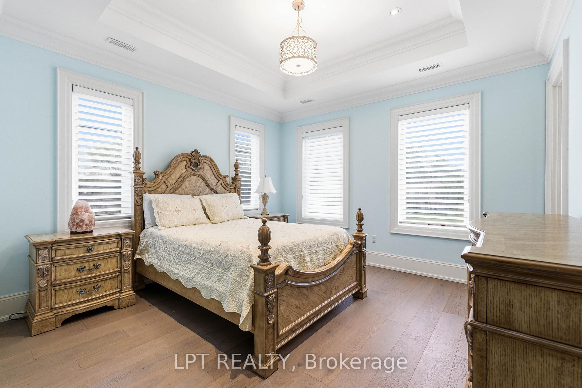 Photo 31 of 256 Patricia Drive, King, King City — HOMEH