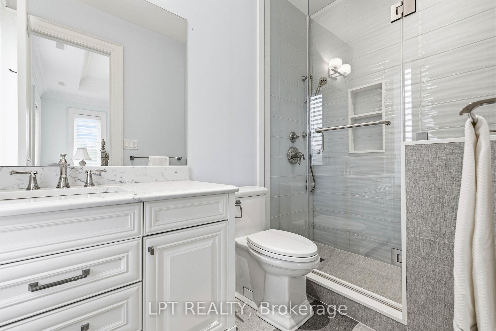 Photo 32 of 256 Patricia Drive, King, King City — HOMEH
