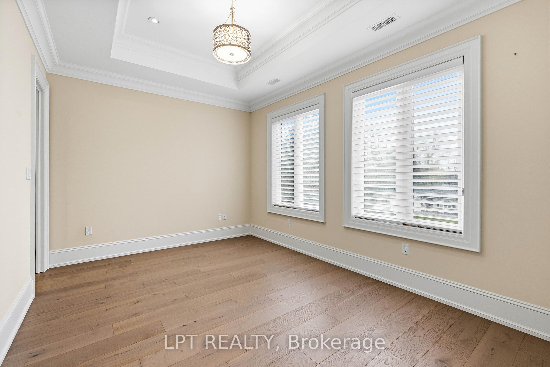 Photo 37 of 256 Patricia Drive, King, King City — HOMEH