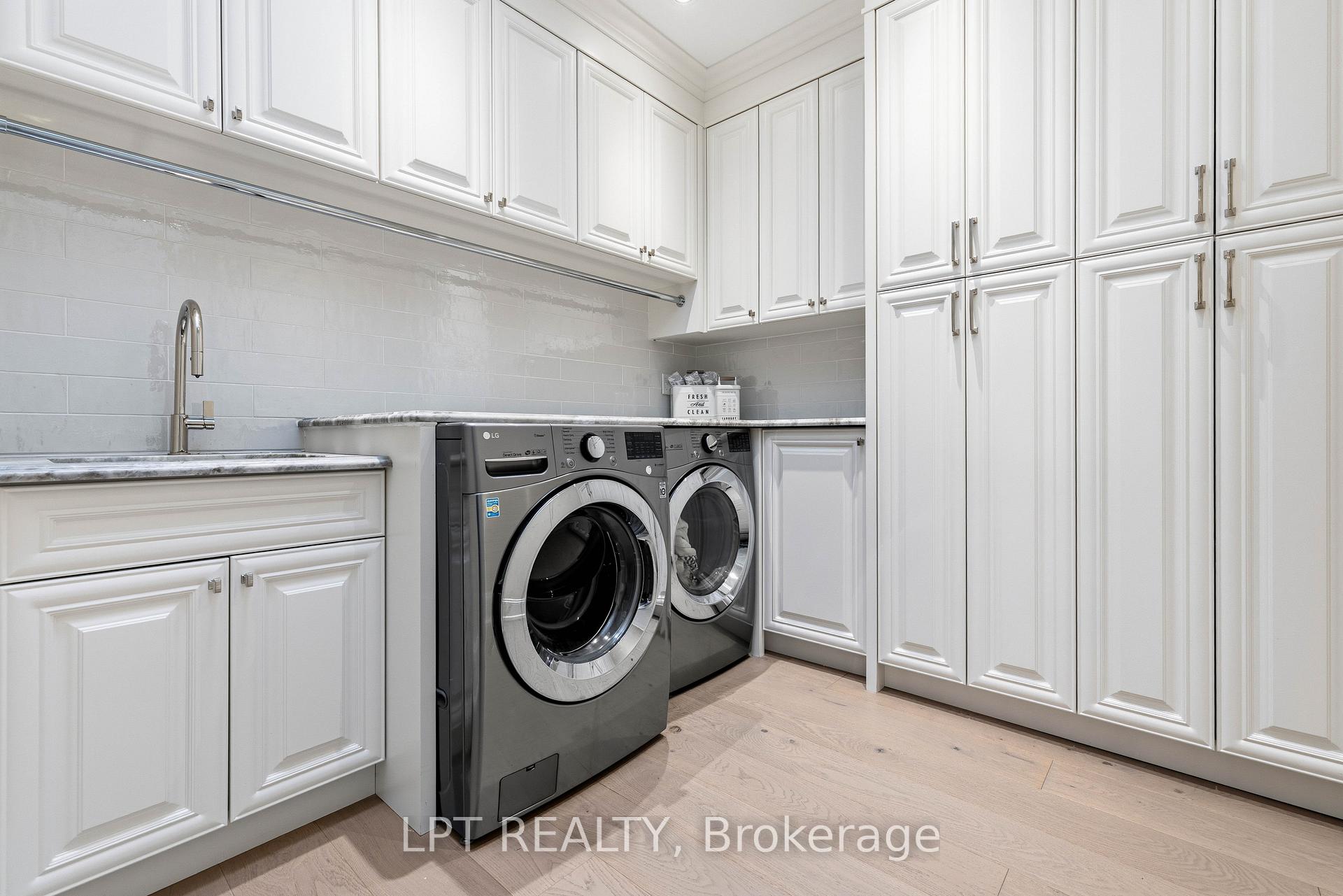 Photo 39 of 256 Patricia Drive, King, King City — HOMEH