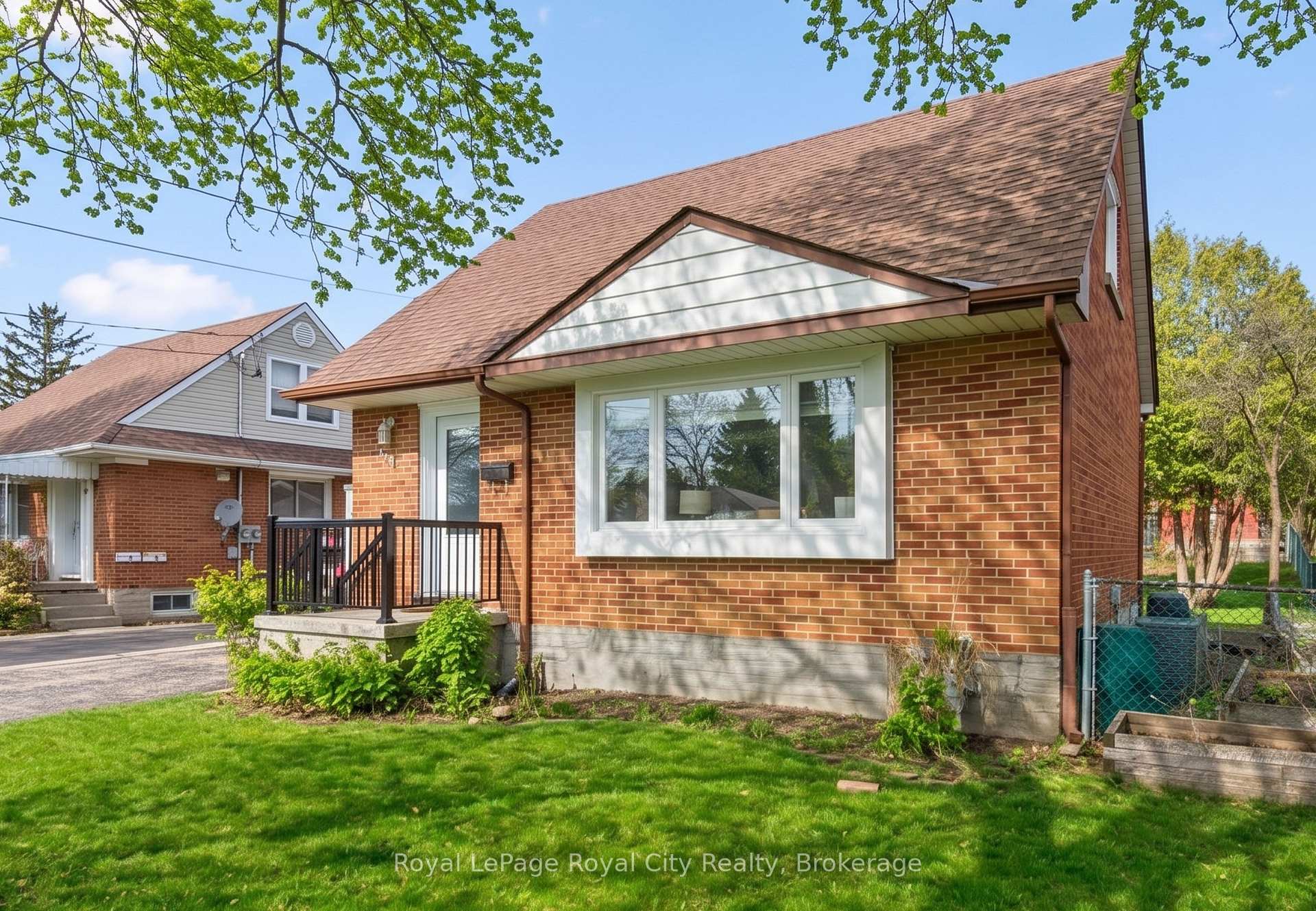 Photo 1 of 103 William Street, Guelph, St. George's — HOMEH