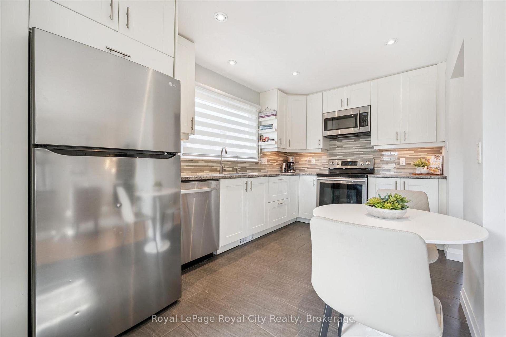 Photo 9 of 103 William Street, Guelph, St. George's — HOMEH
