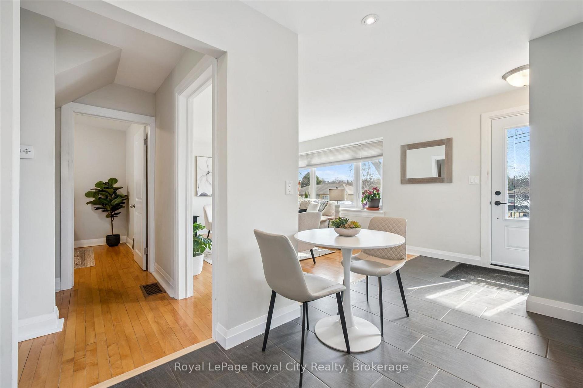 Photo 13 of 103 William Street, Guelph, St. George's — HOMEH
