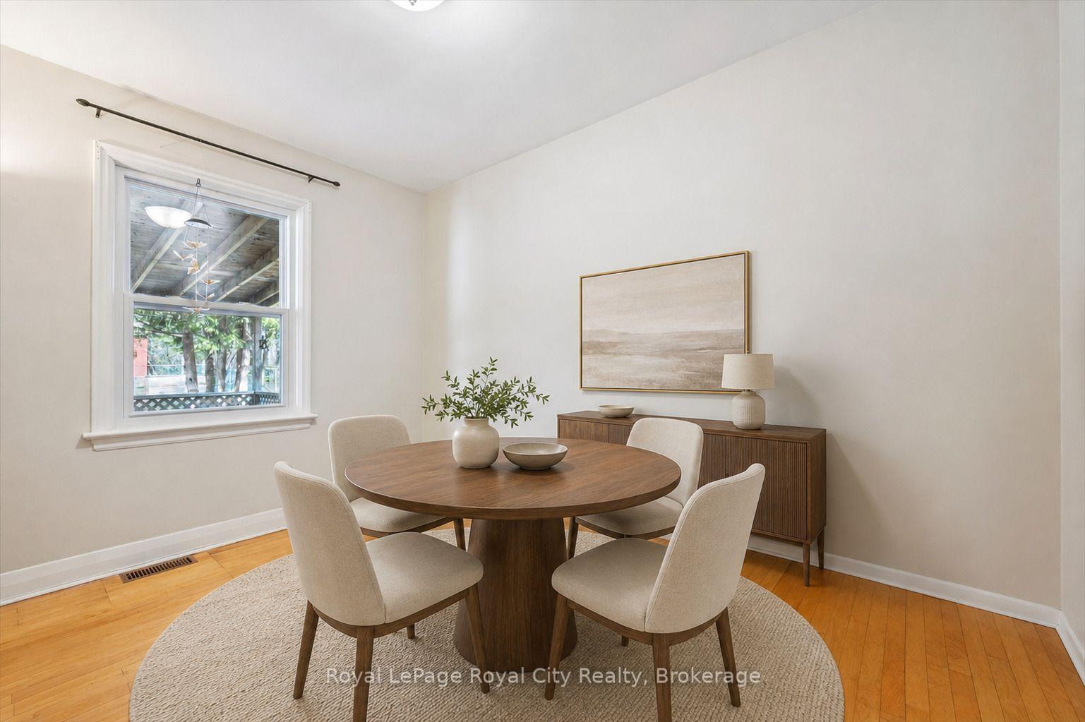 Photo 14 of 103 William Street, Guelph, St. George's — HOMEH